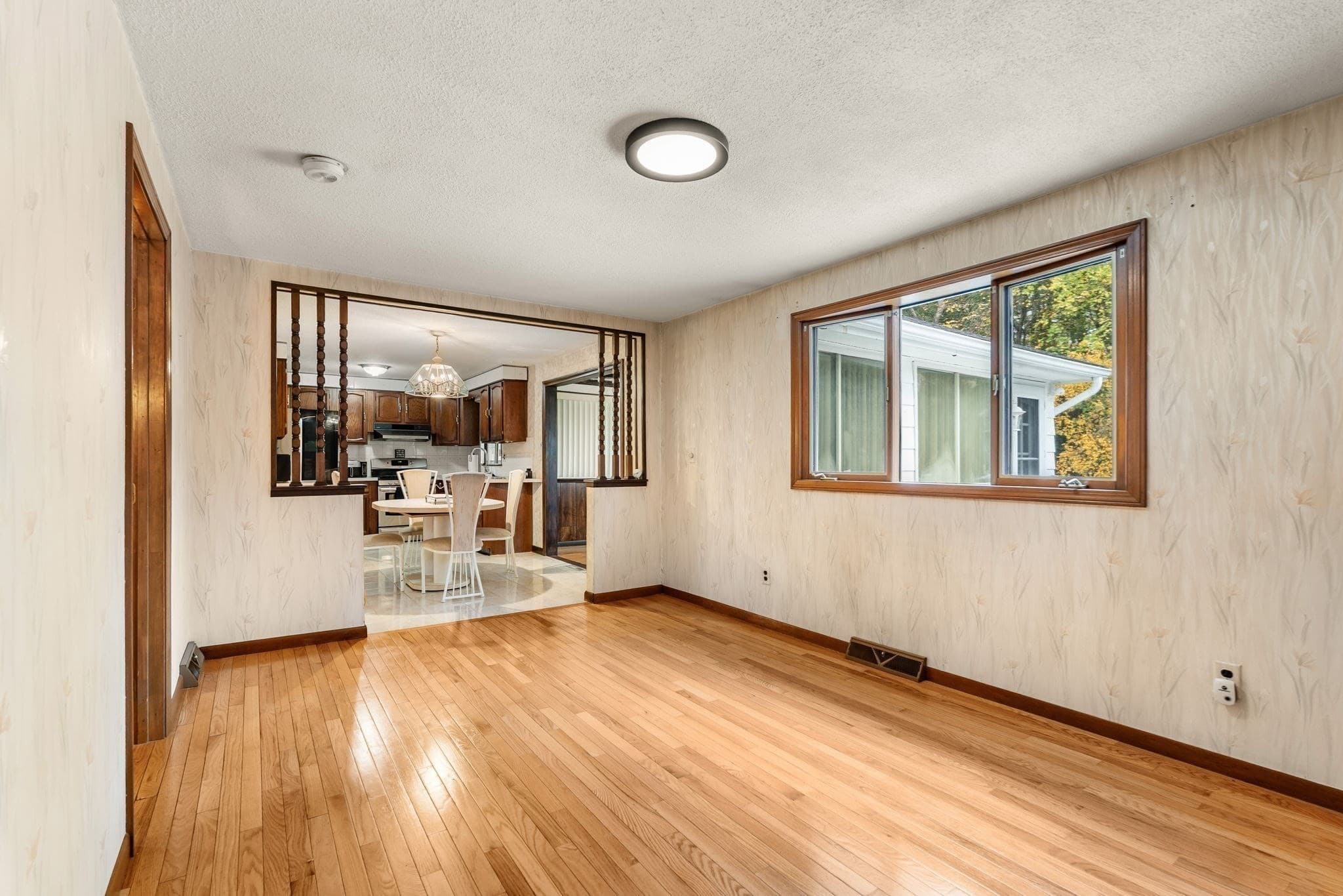 Single Family Residence at 27 Charme Rd, Tewksbury MA 01876, photo 16 of 39