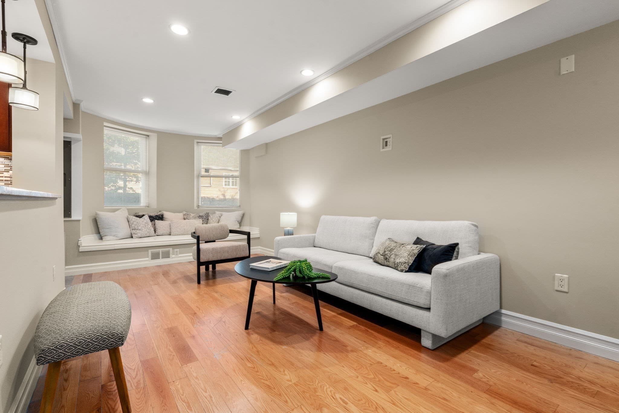 Condominium at 116 Pleasant St # B, Brookline MA 02446, photo 3 of 20
