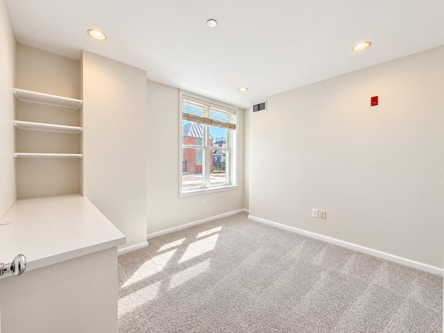 Condominium at 73 Chelsea St # 109, Boston MA 02129, photo 16 of 25