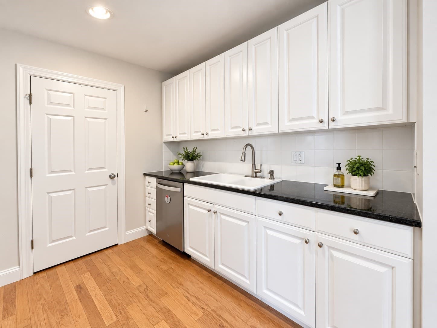 Condominium at 73 Chelsea St # 109, Boston MA 02129, photo 10 of 25