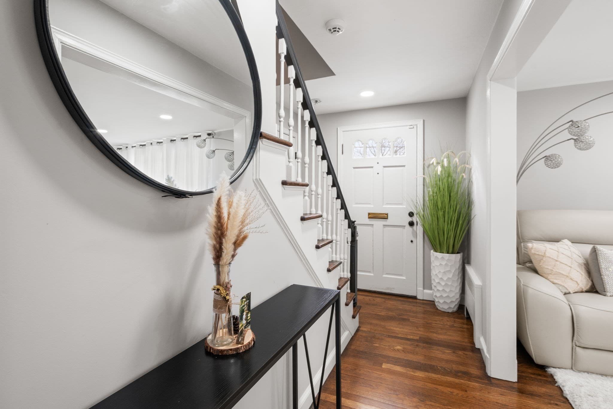 Single Family Residence at 120 Brattle St, Worcester MA 01606, photo 20 of 39