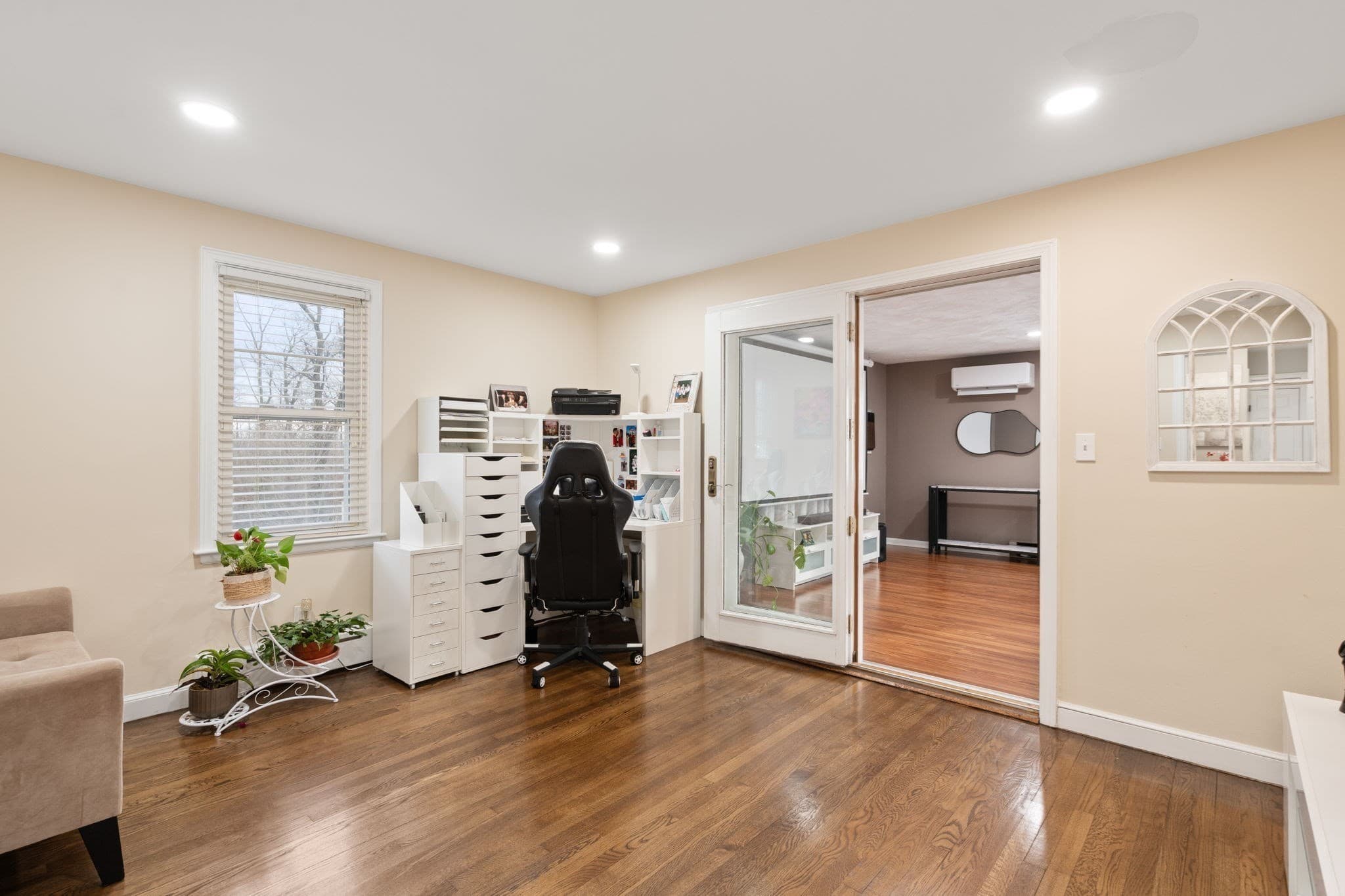 Single Family Residence at 120 Brattle St, Worcester MA 01606, photo 14 of 39
