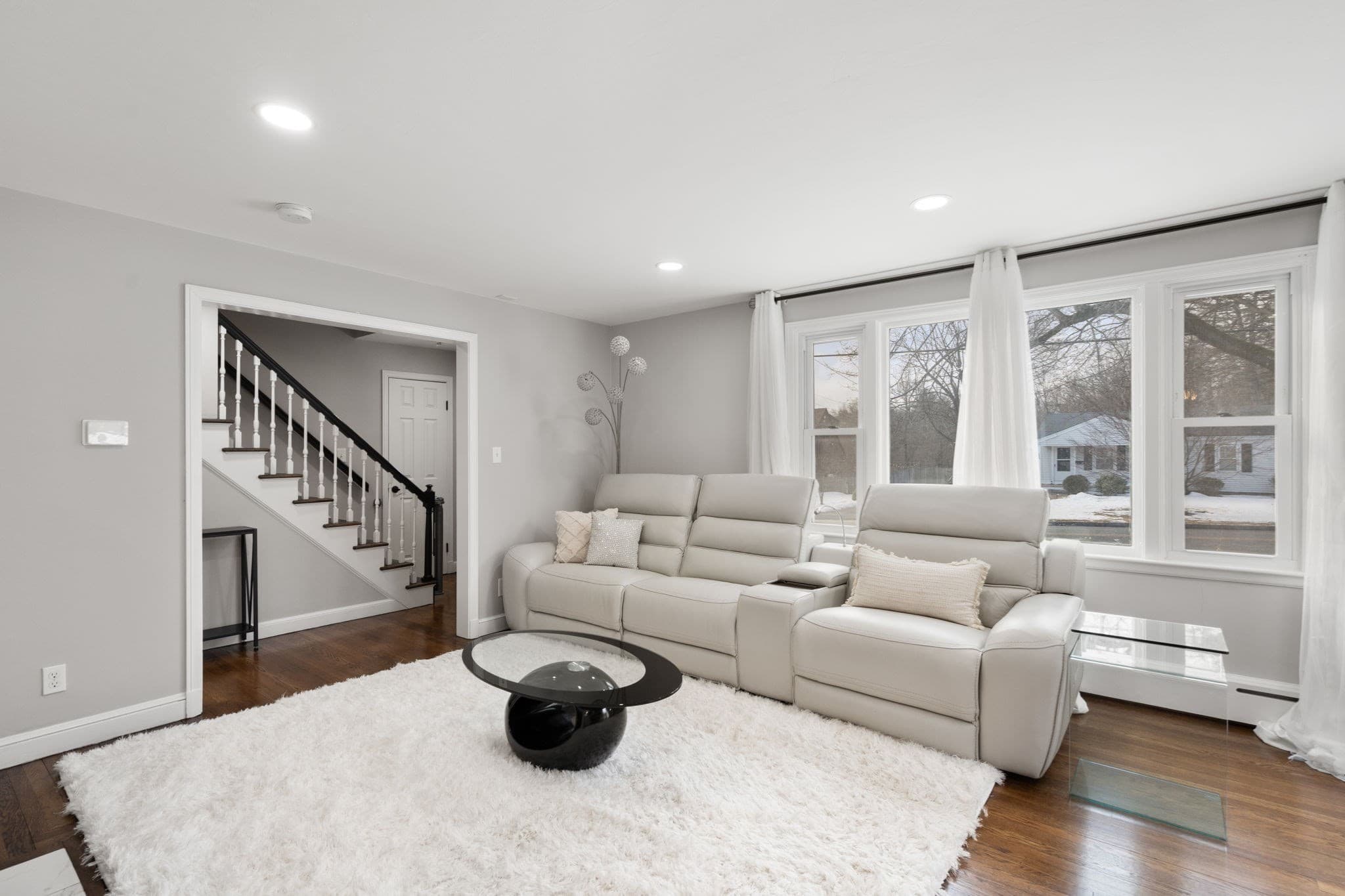 Single Family Residence at 120 Brattle St, Worcester MA 01606, photo 8 of 39