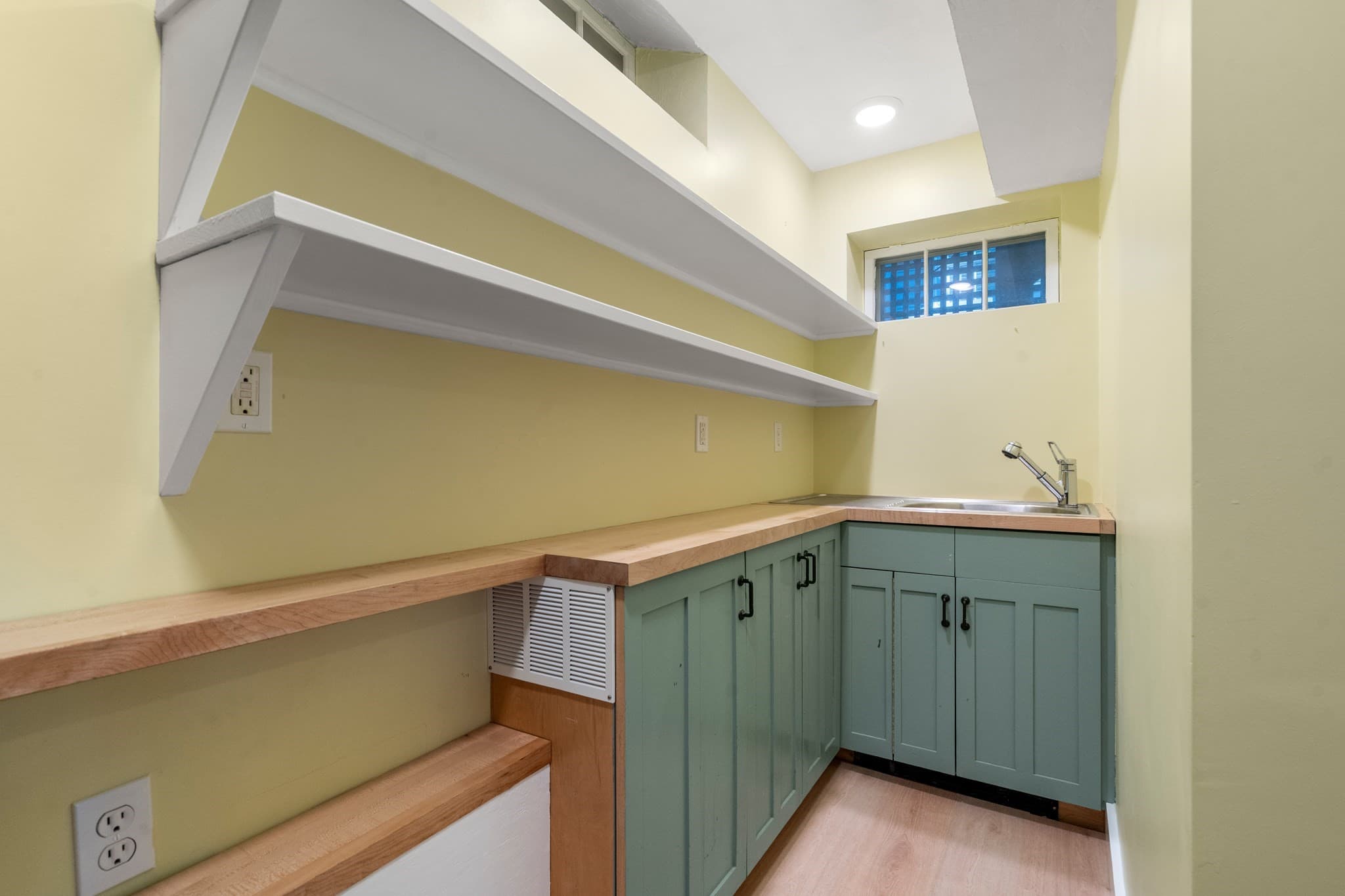 Single Family Residence at 5 Sparks Street, Cambridge MA 02138, photo 23 of 27
