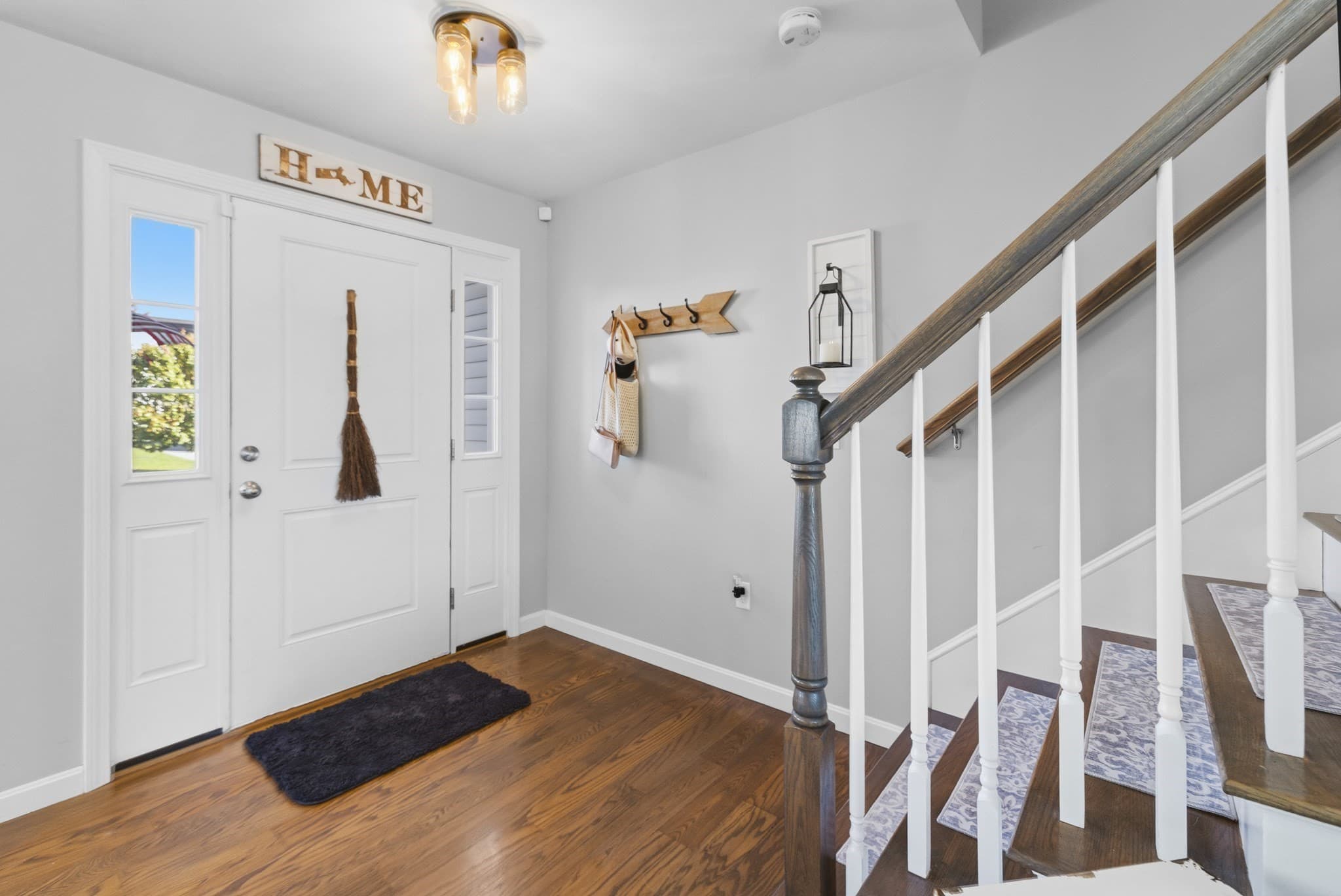 Single Family Residence at 155 Prattown Ln, Bridgewater MA 02324, photo 11 of 26