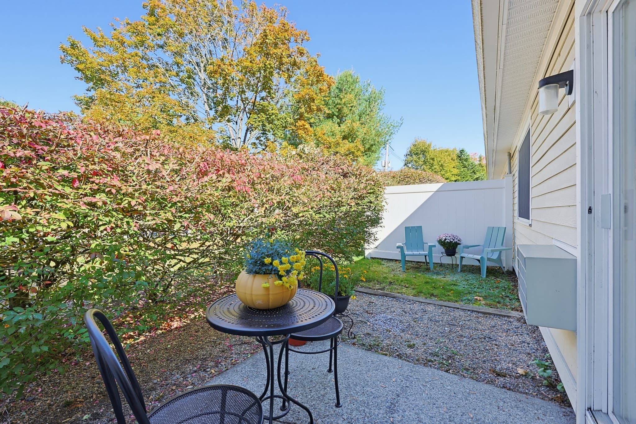 Condominium at 10 Janet Rd # 3, Easton MA 02375, photo 3 of 40