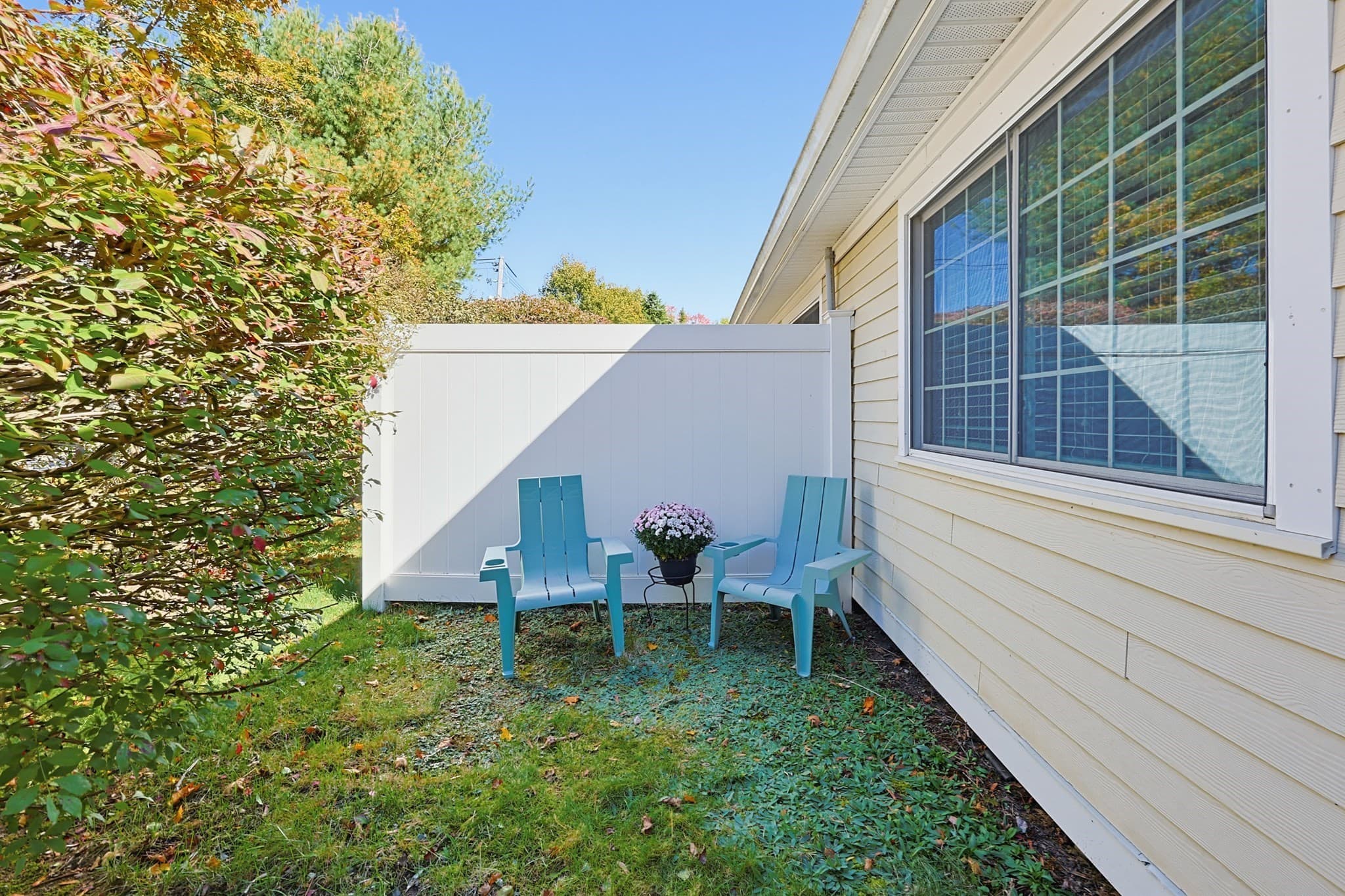 Condominium at 10 Janet Rd # 3, Easton MA 02375, photo 4 of 40