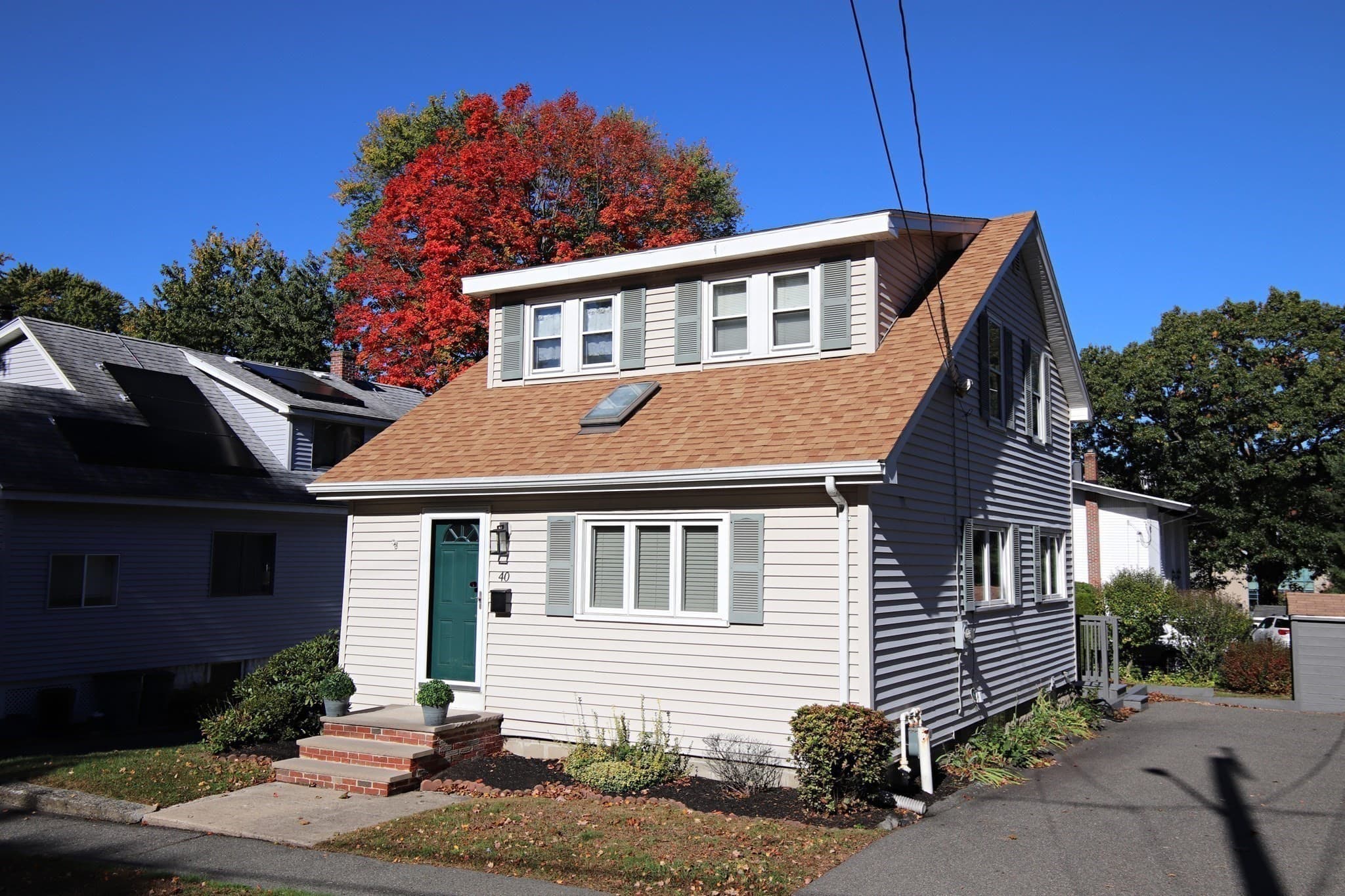 Single Family Residence at 40 Stone St., Saugus MA 01906, photo 2 of 33