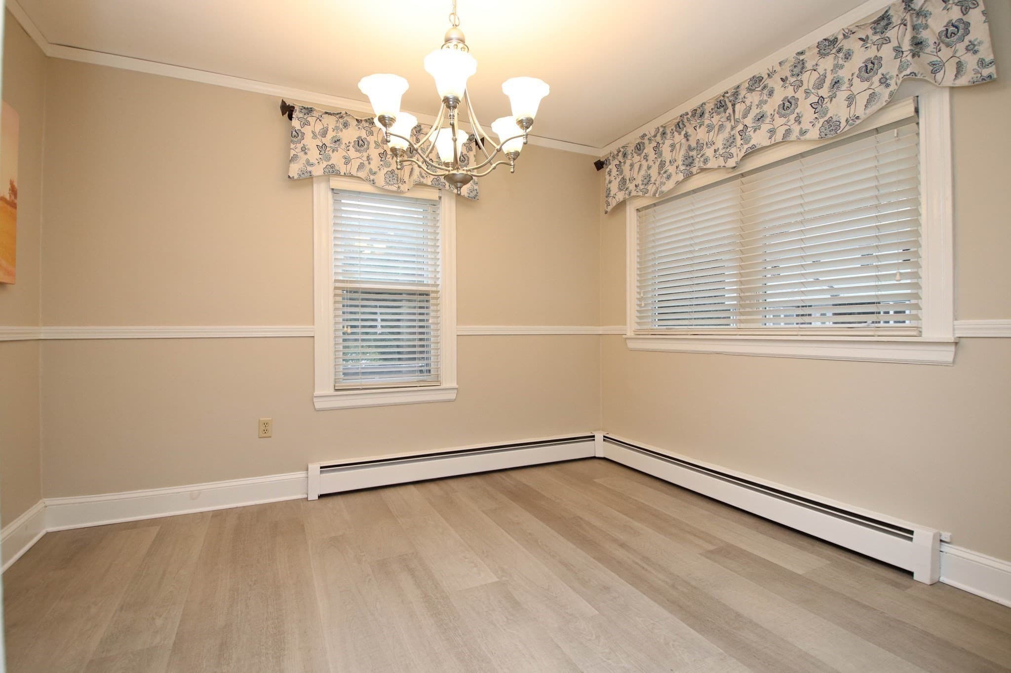 Single Family Residence at 40 Stone St., Saugus MA 01906, photo 13 of 33