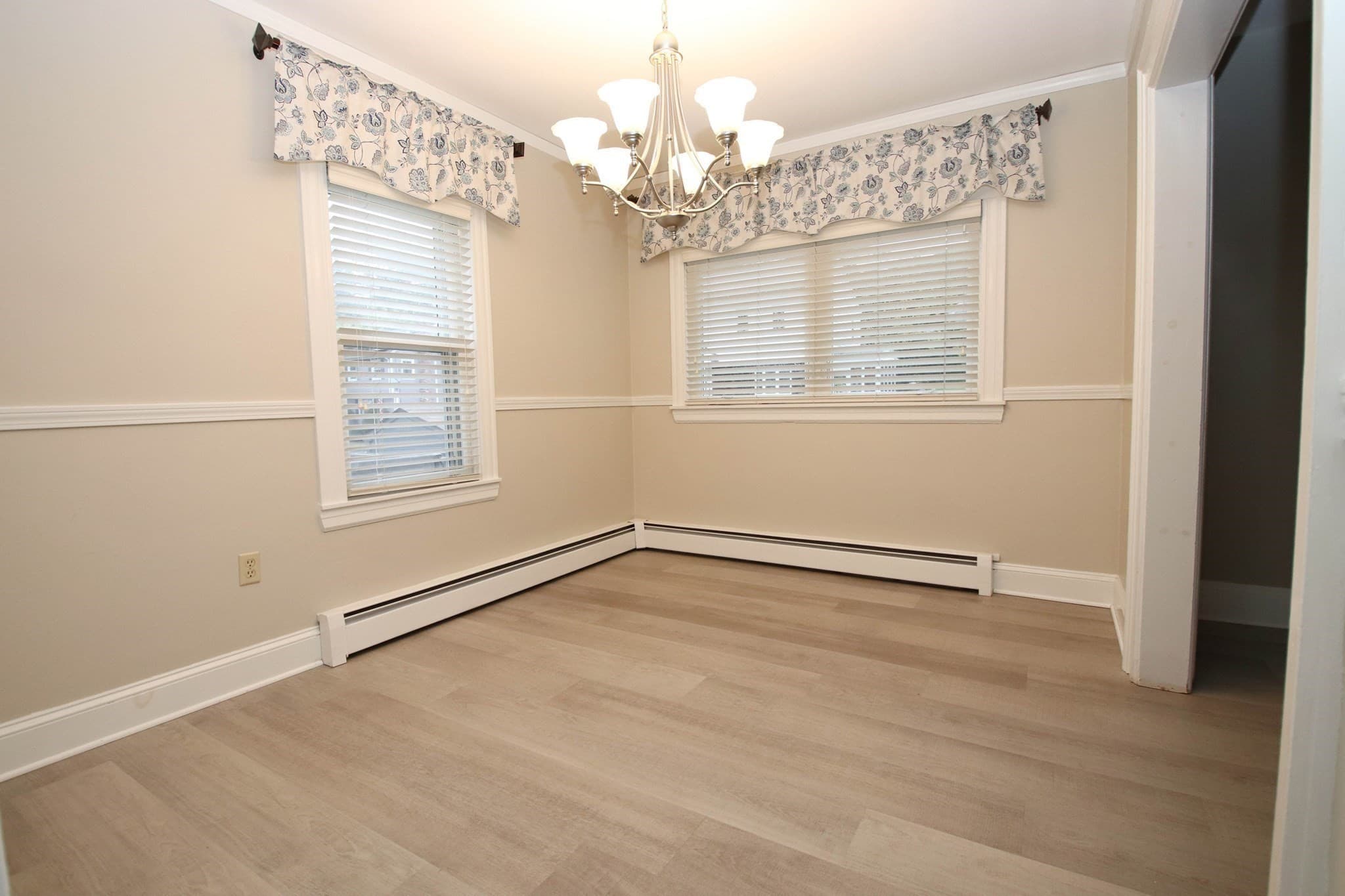 Single Family Residence at 40 Stone St., Saugus MA 01906, photo 12 of 33