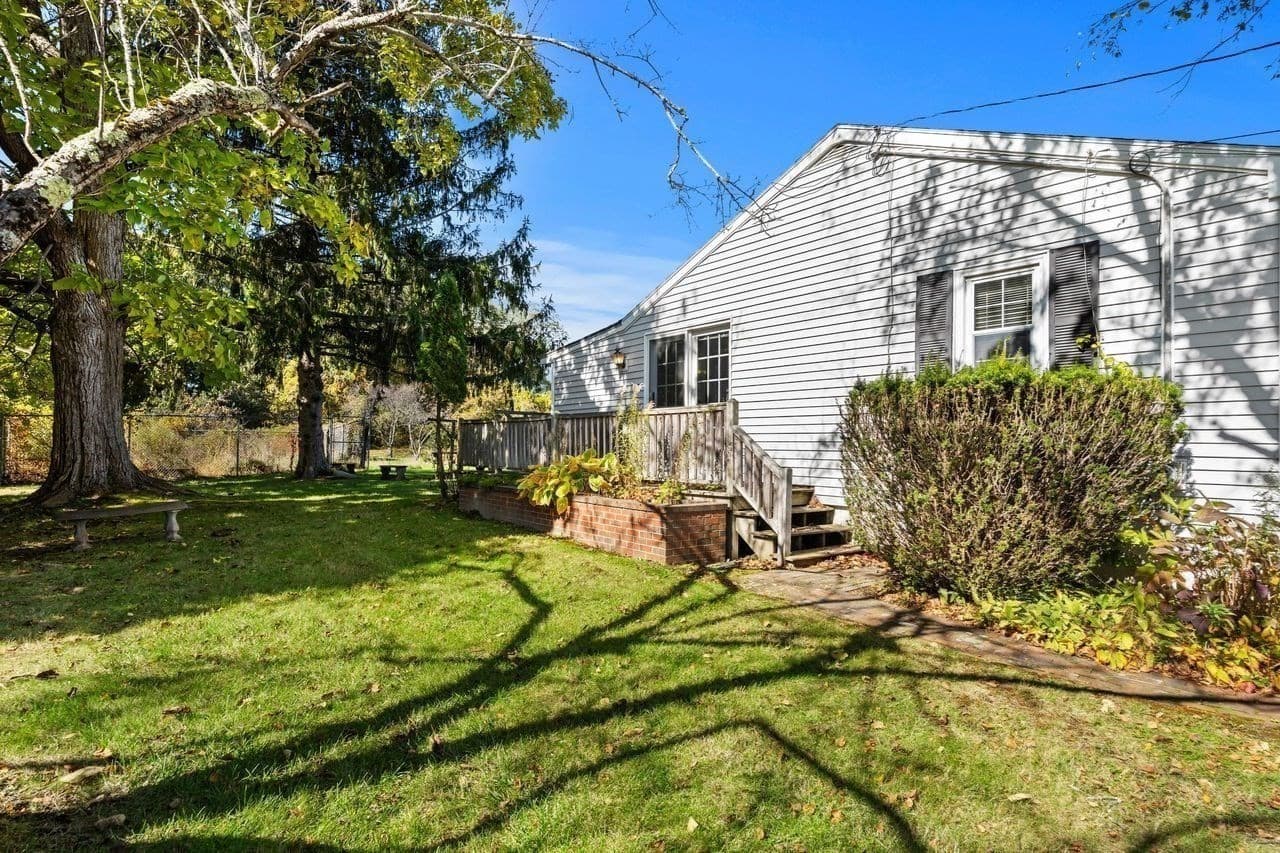 Single Family Residence at 232 Market Street, Amesbury MA 01913, photo 26 of 40