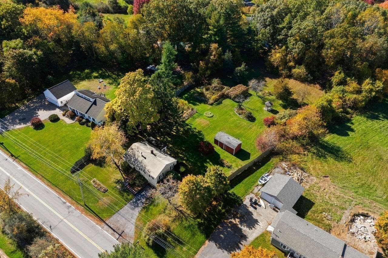 Single Family Residence at 232 Market Street, Amesbury MA 01913, photo 37 of 40