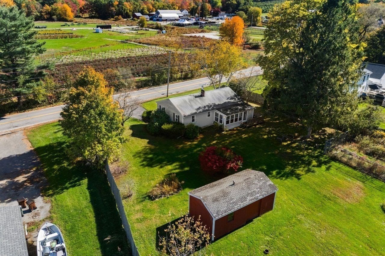 Single Family Residence at 232 Market Street, Amesbury MA 01913, photo 35 of 40
