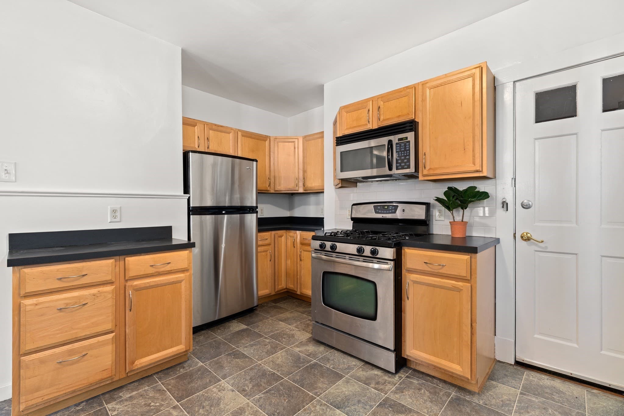 Condominium at 85 Jamaica St # 1, Boston MA 02130, photo 6 of 19