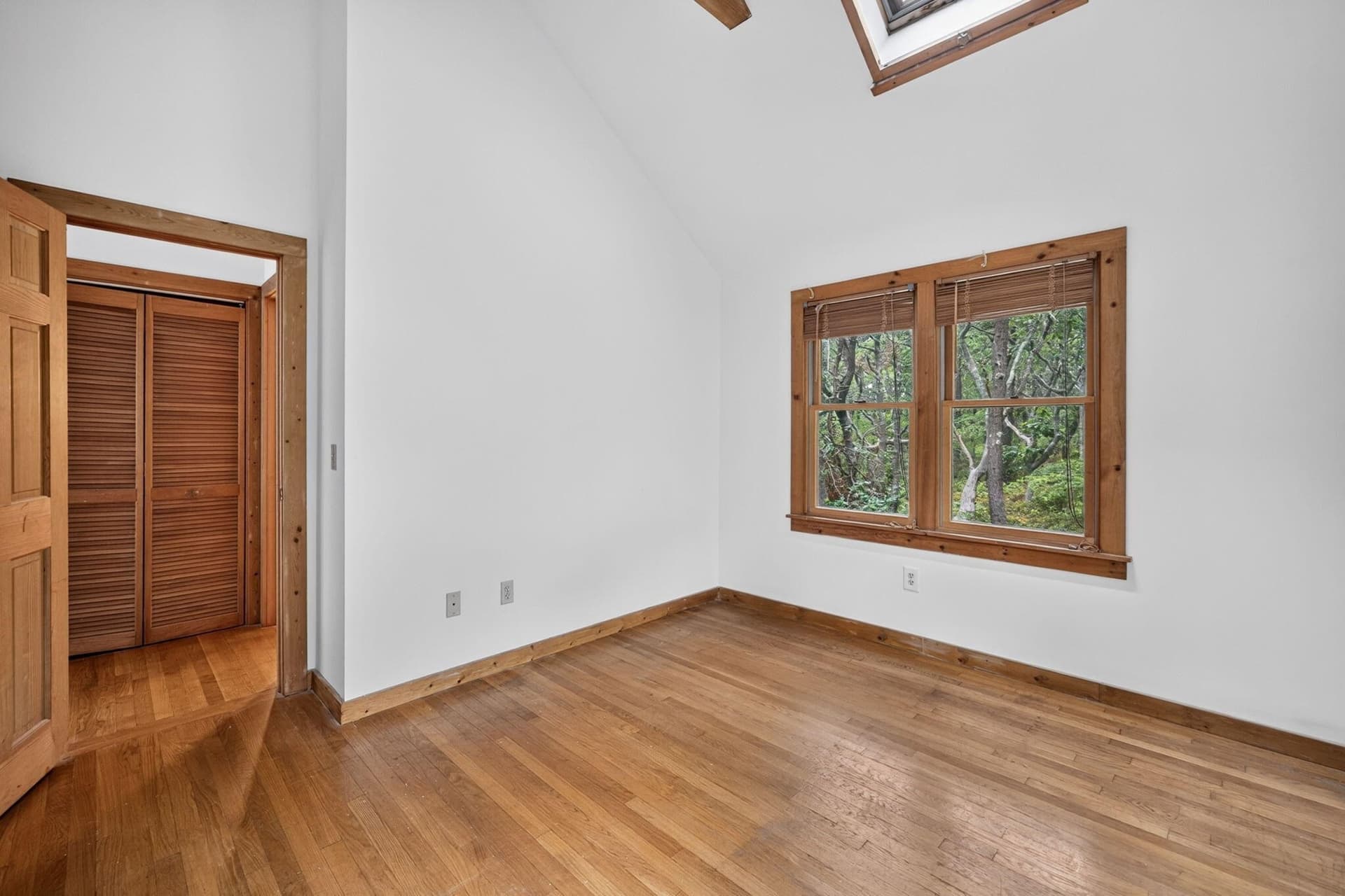 Condominium at 10 Seashore Park Drive, Provincetown MA 02657, photo 19 of 32