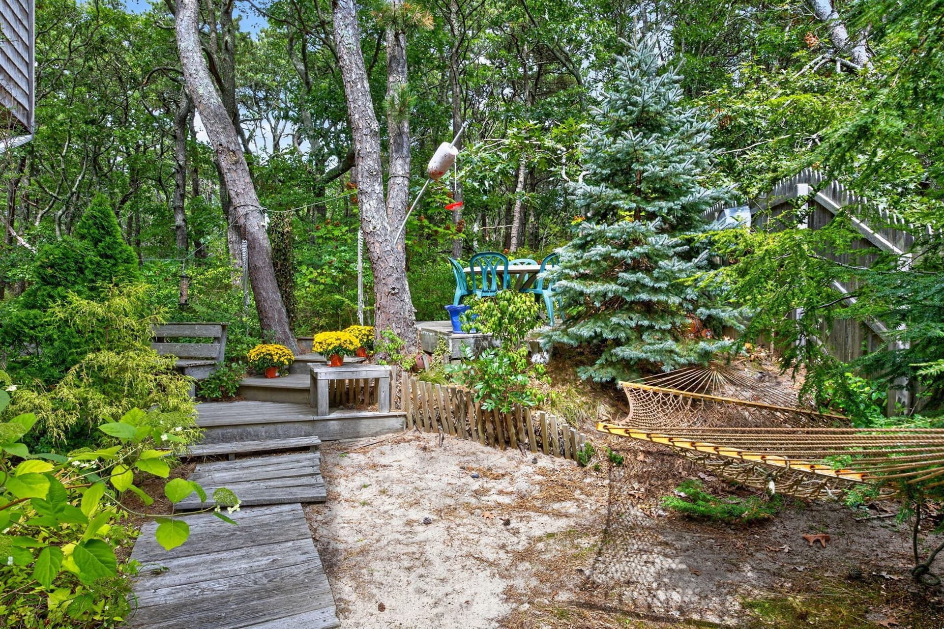 Condominium at 10 Seashore Park Drive, Provincetown MA 02657, photo 25 of 32