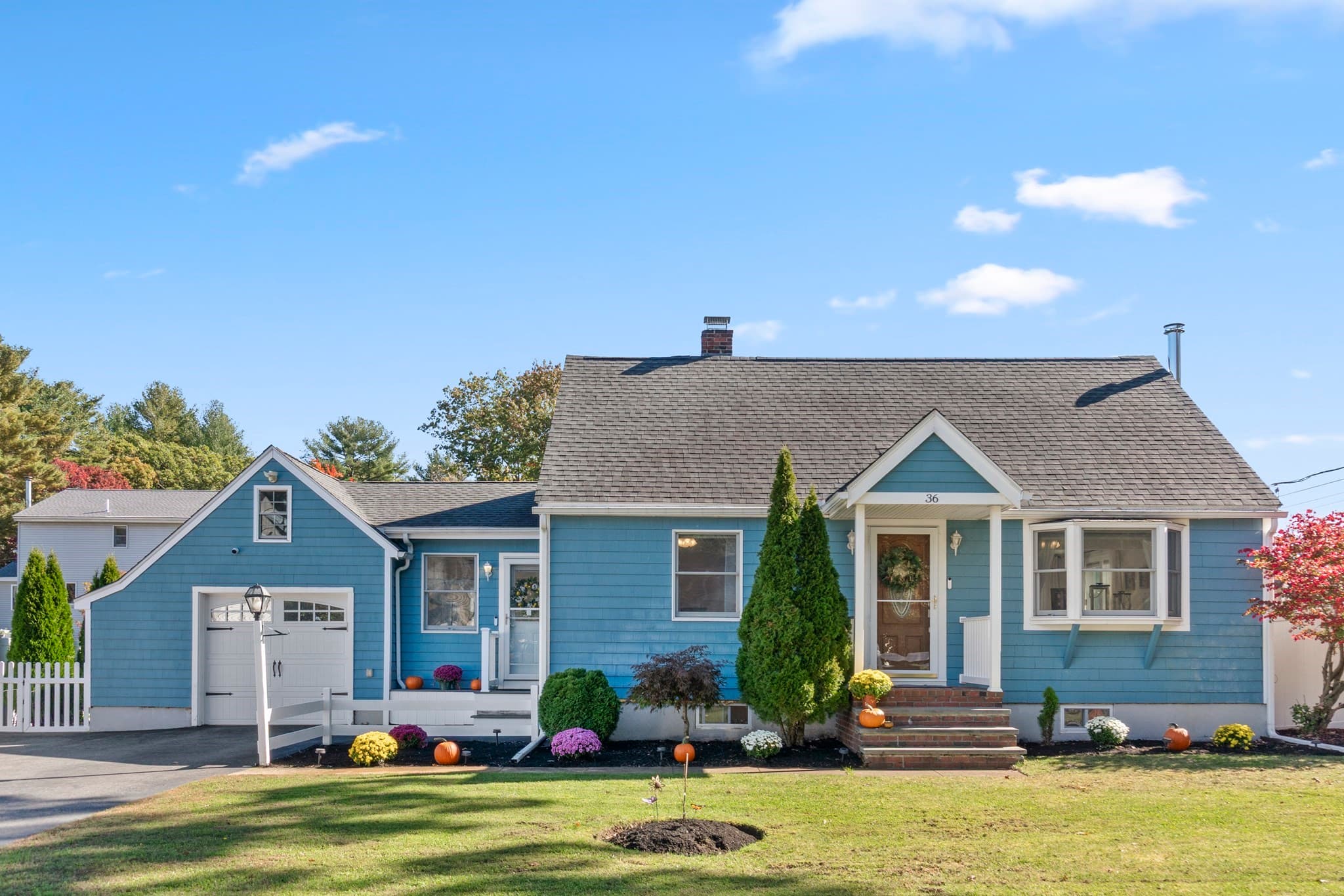 36 Oakdale Road, Wilmington MA 01887