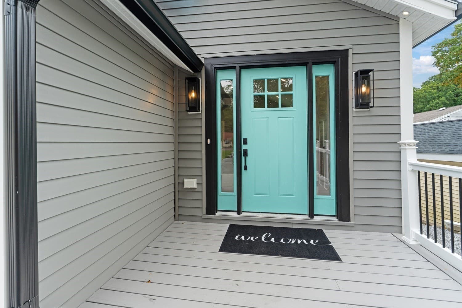 Single Family Residence at 10 Shore Drive, Wrentham MA 02093, photo 2 of 41