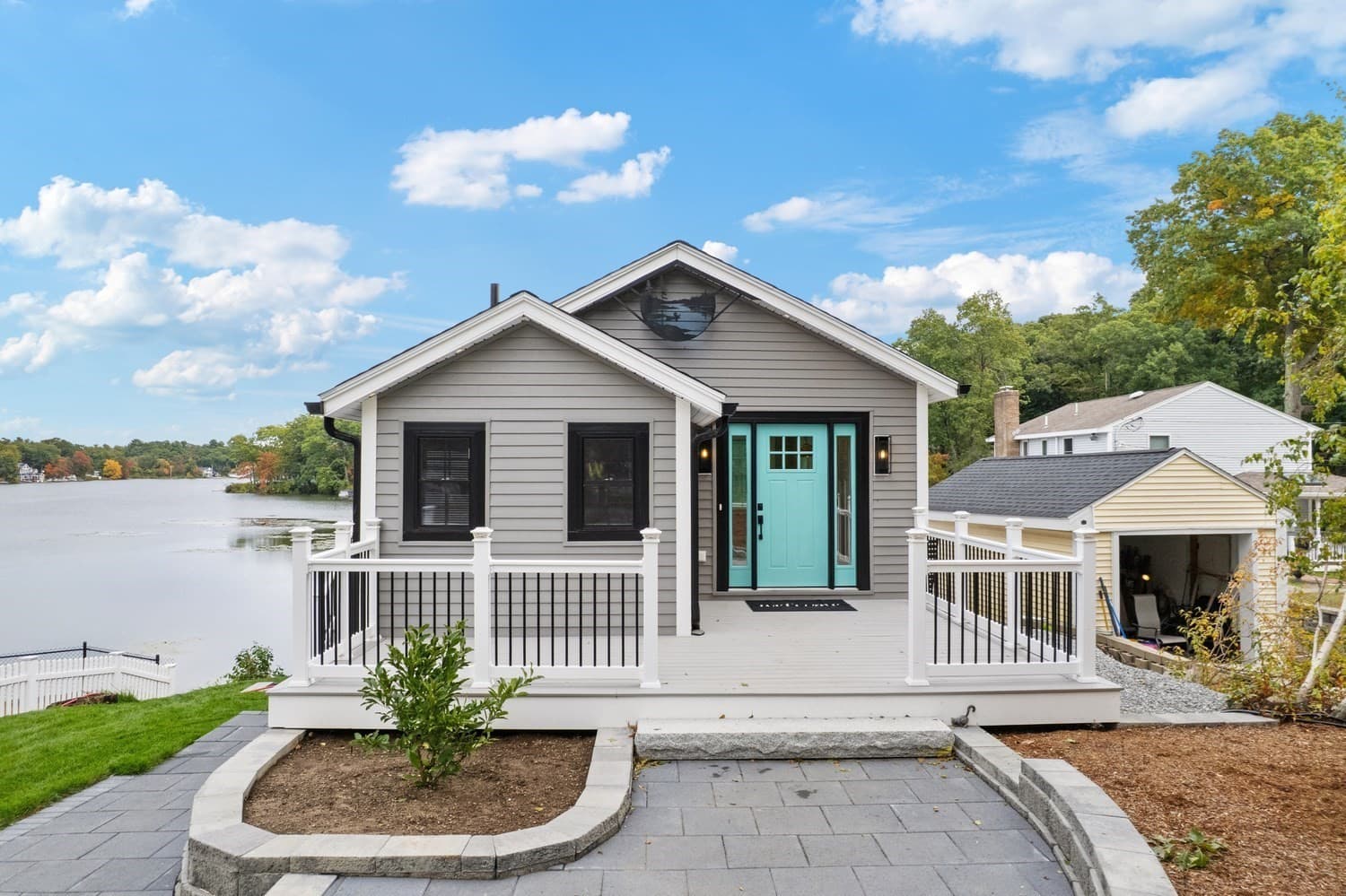 10 Shore Drive, Wrentham MA 02093