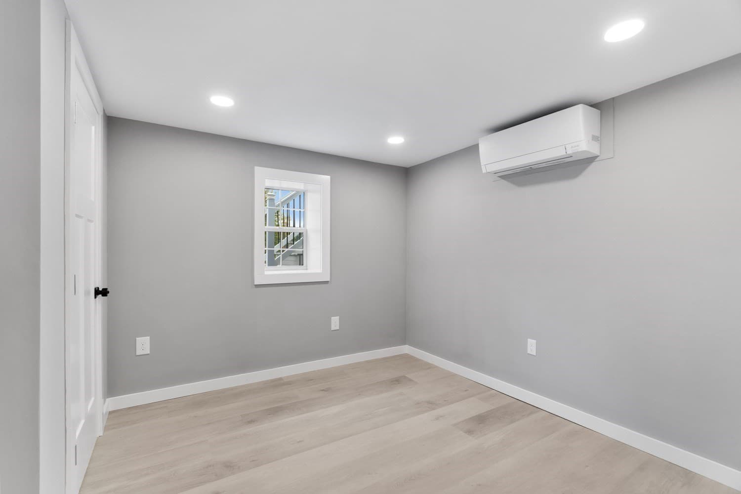 Single Family Residence at 10 Shore Drive, Wrentham MA 02093, photo 24 of 41