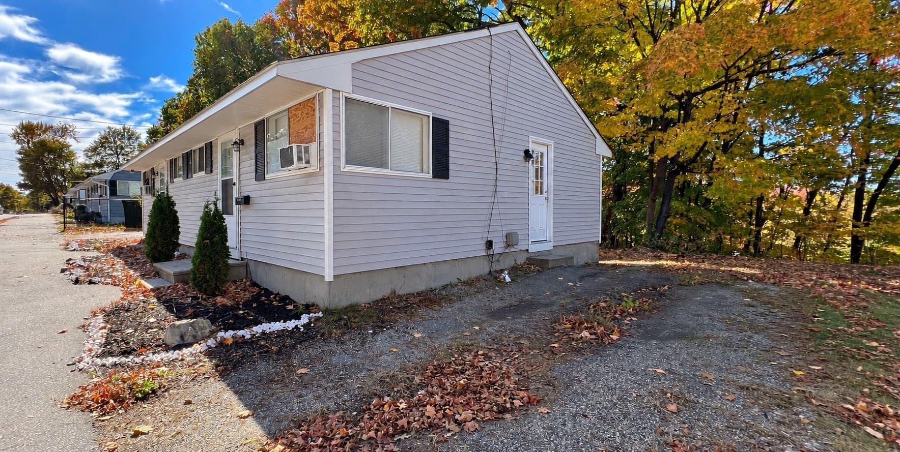 Multi Family at 50 Commonwealth Ave, Worcester MA 01604, photo 23 of 30
