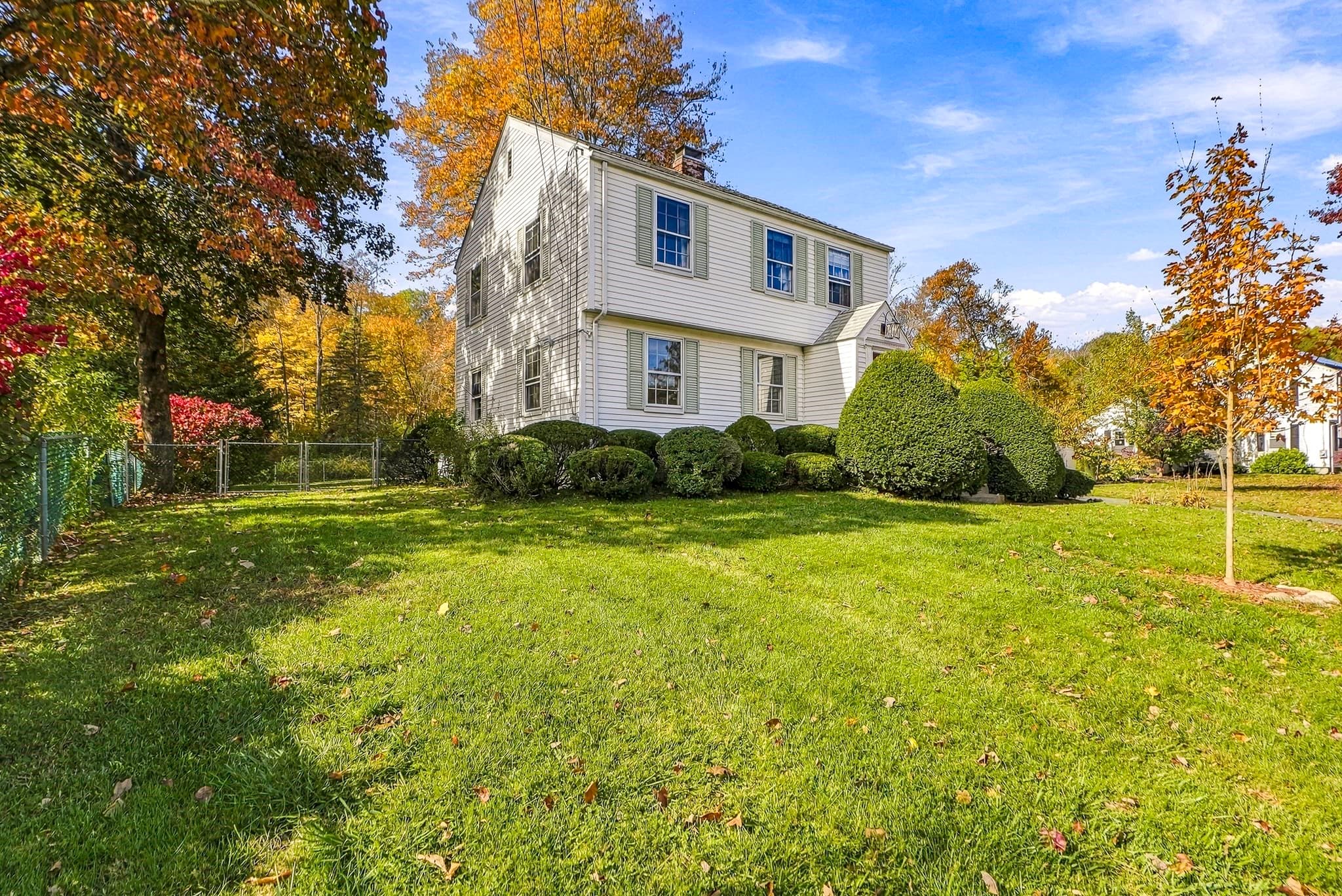 Single Family Residence at 177 Prospect St, Ashland MA 01721, photo 2 of 42