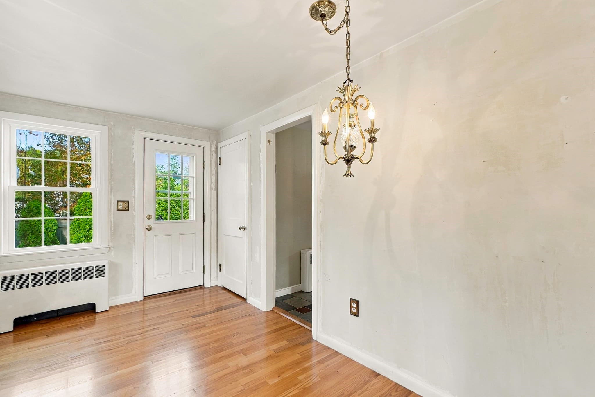 Single Family Residence at 177 Prospect St, Ashland MA 01721, photo 13 of 42