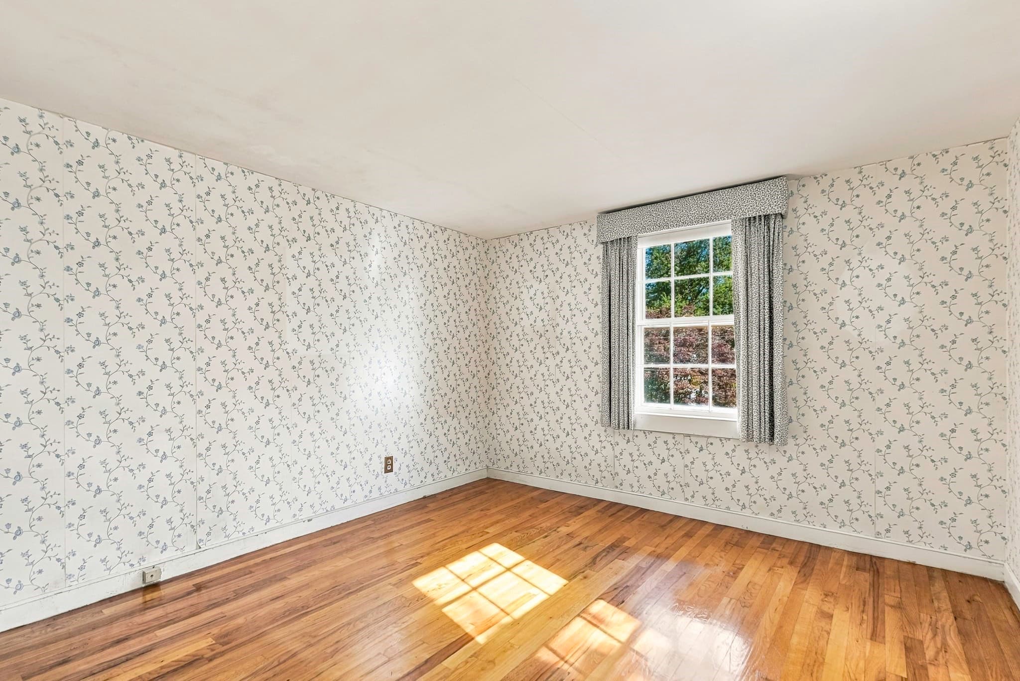 Single Family Residence at 177 Prospect St, Ashland MA 01721, photo 25 of 42