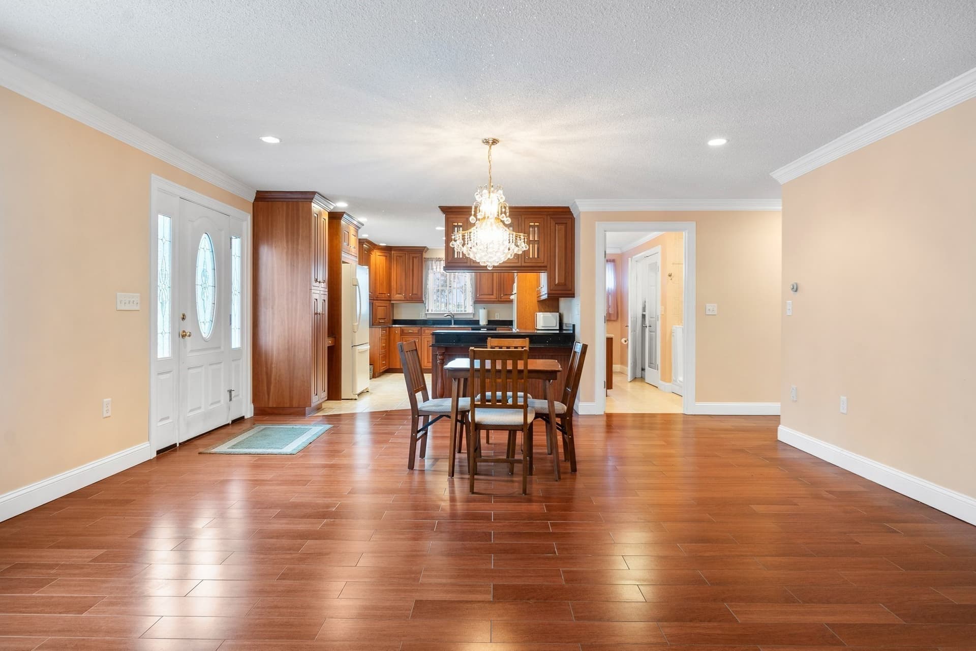 Single Family Residence at 1300 Lakeview Avenue, Dracut MA 01826, photo 17 of 33
