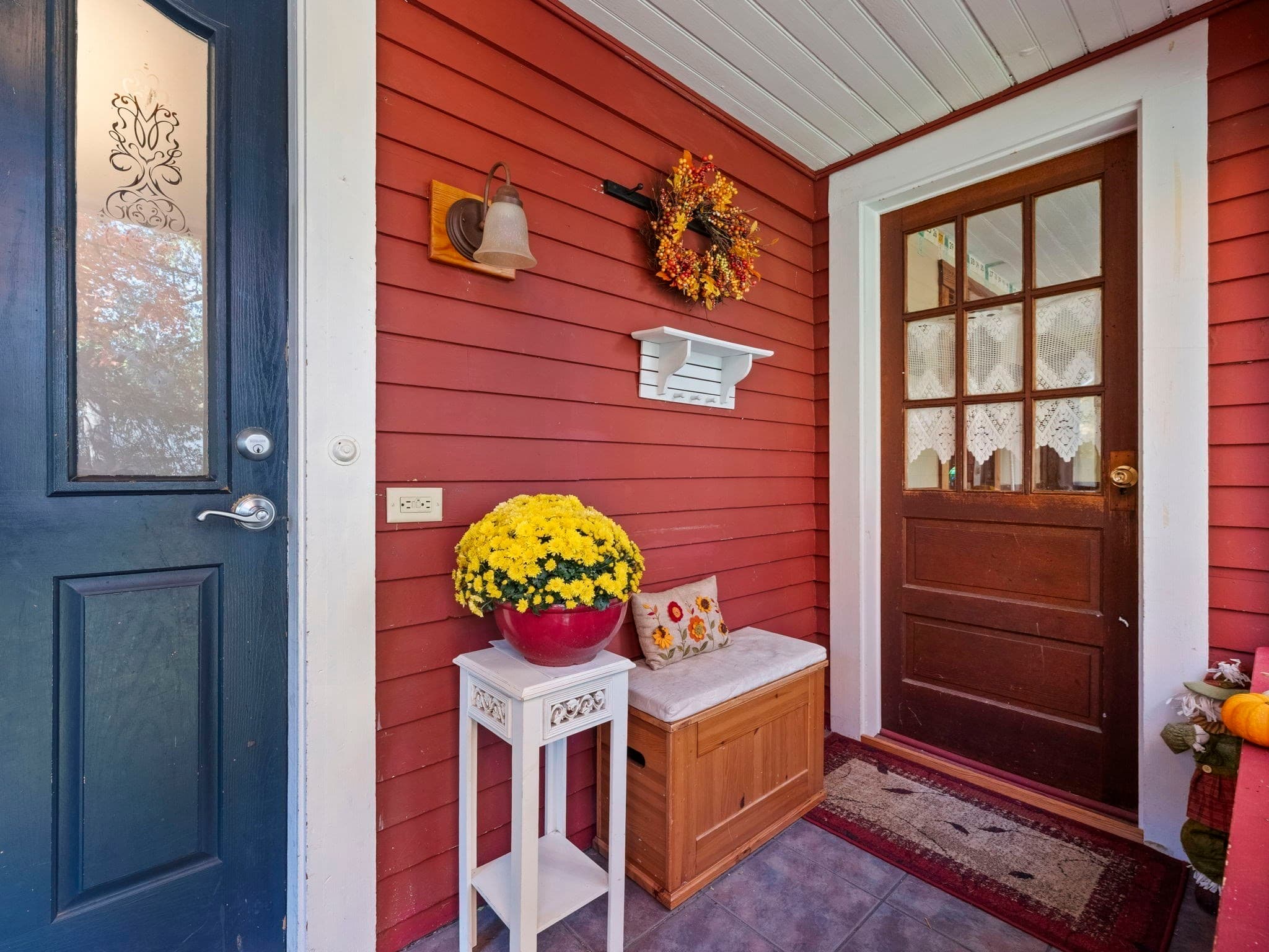 Single Family Residence at 7 Shepley St, Groton MA 01450, photo 5 of 41