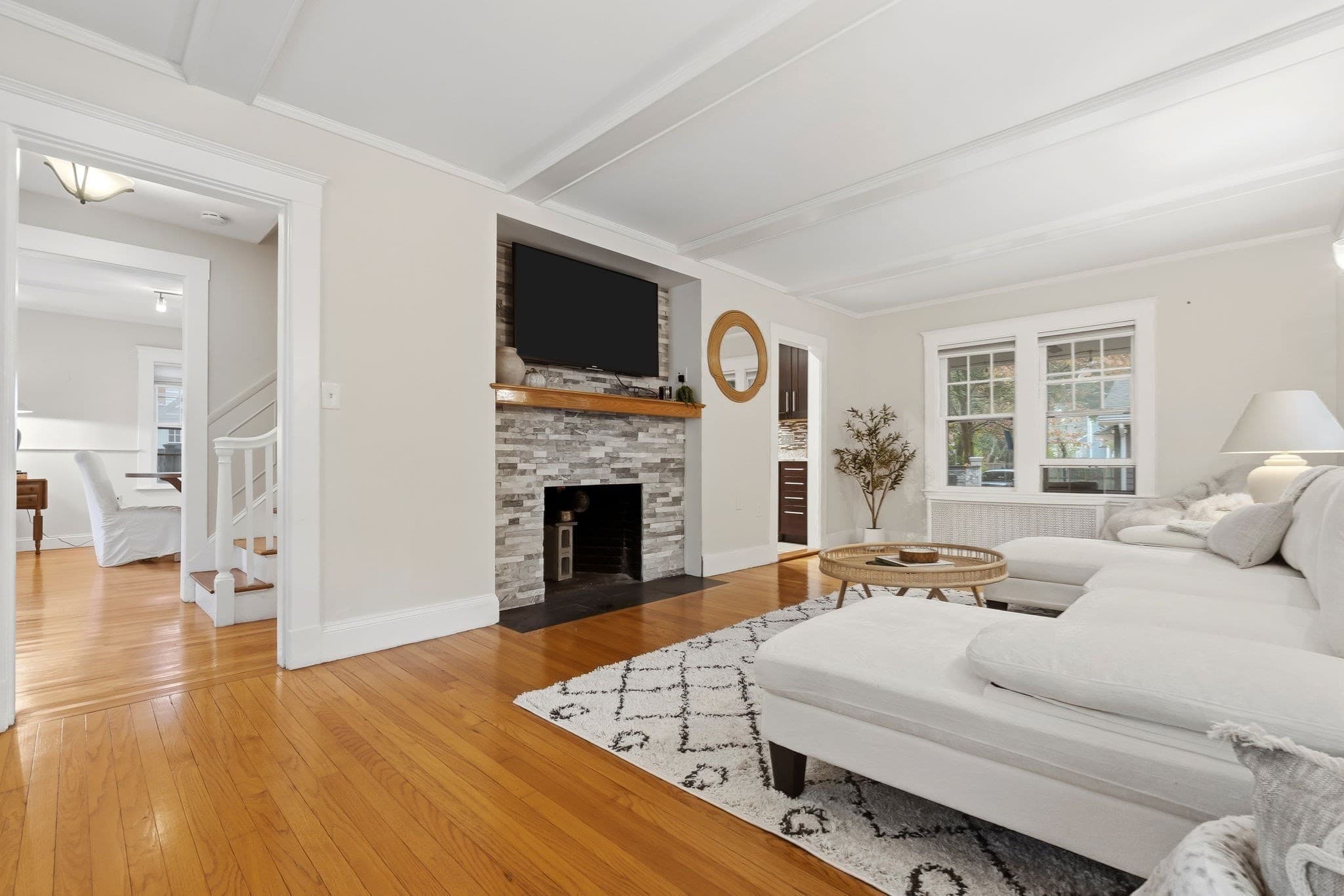 Single Family Residence at 289 County Way Ext, Beverly MA 01915, photo 6 of 41