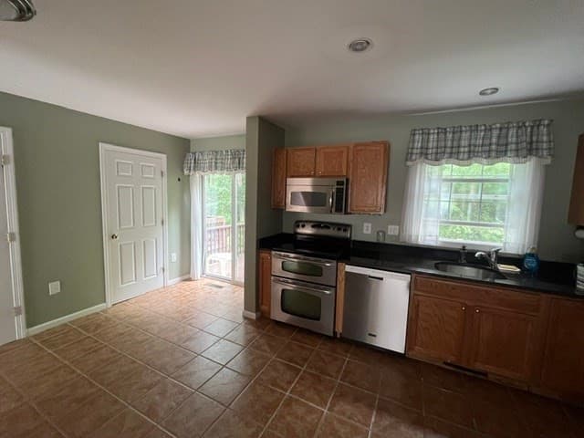 Condominium at 111 Beach Rd # 20, Salisbury MA 01952, photo 3 of 20