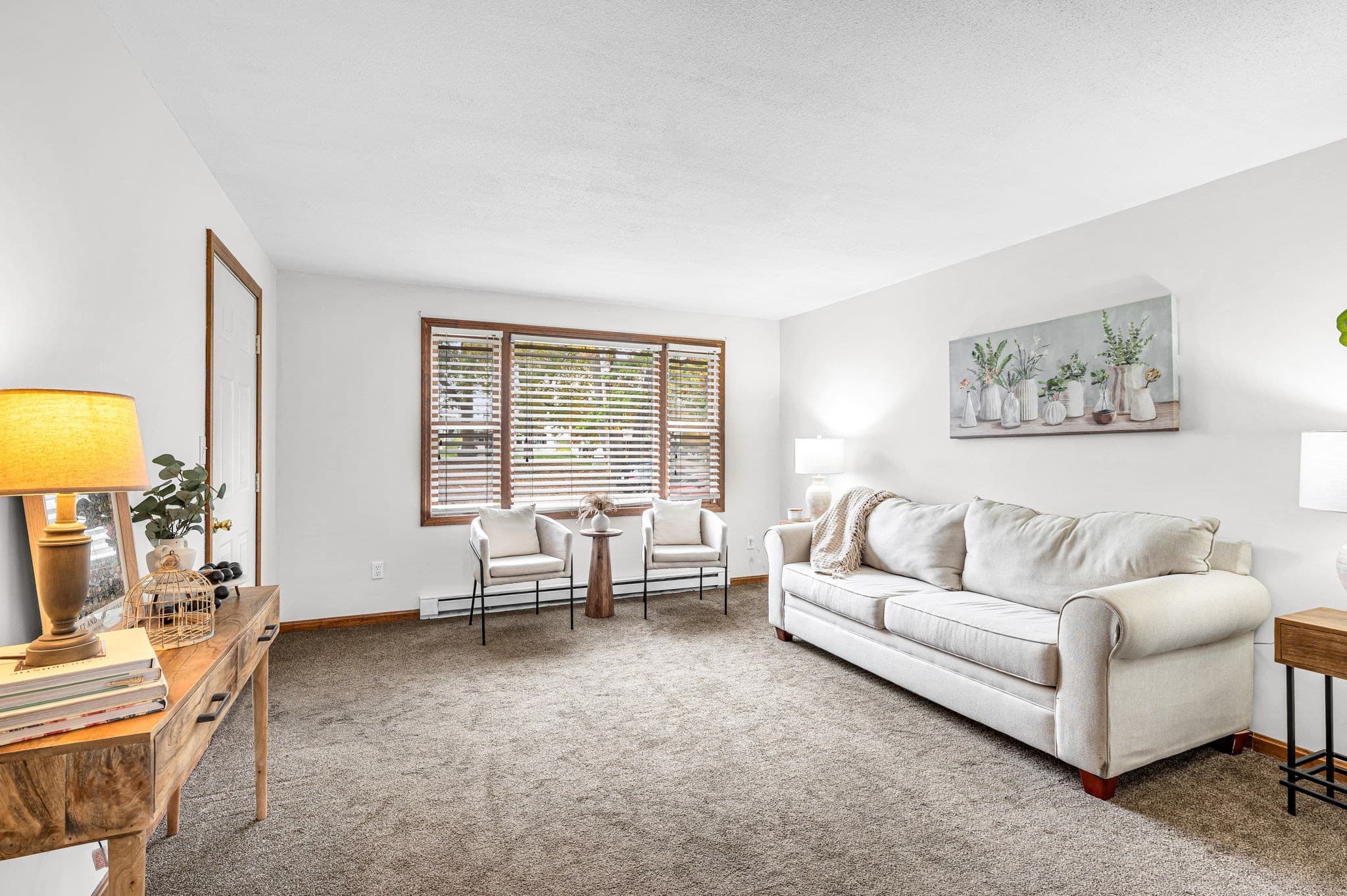 Condominium at 149 Dale St # R, Chicopee MA 01020, photo 6 of 29