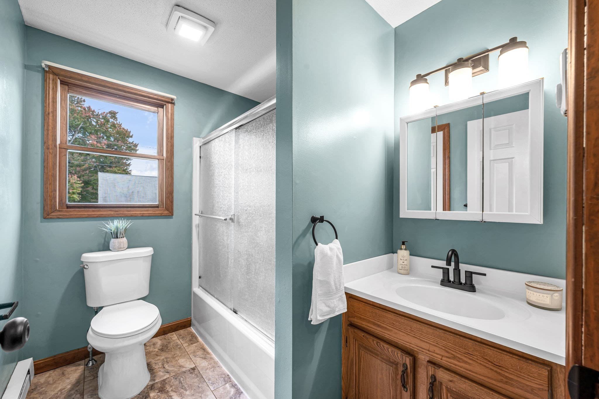 Condominium at 149 Dale St # R, Chicopee MA 01020, photo 16 of 29