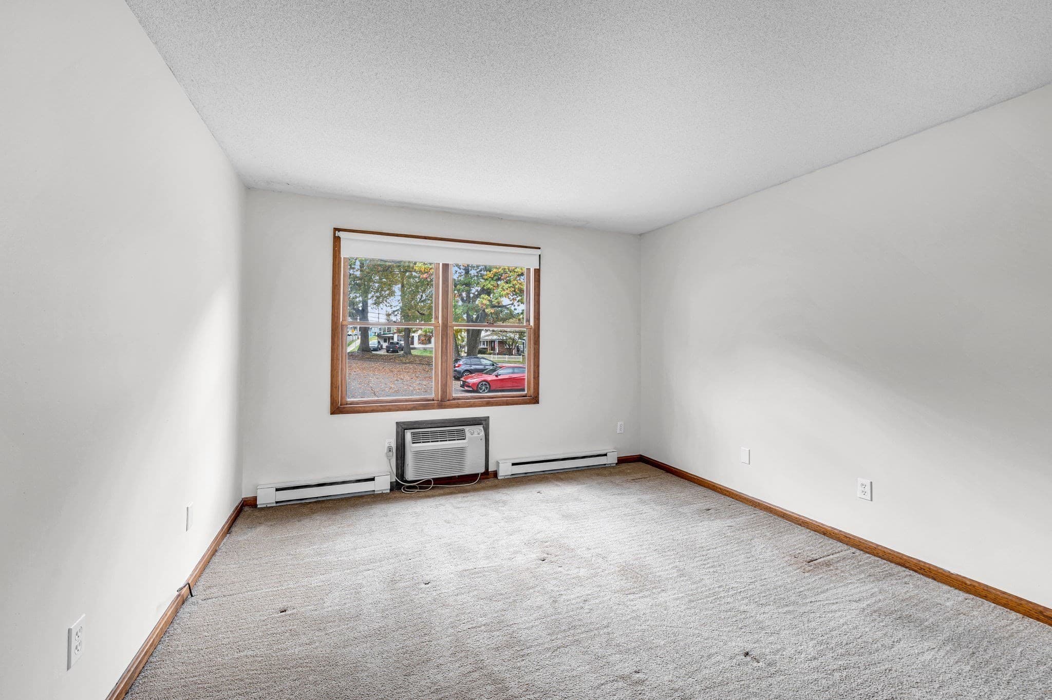 Condominium at 149 Dale St # R, Chicopee MA 01020, photo 18 of 29