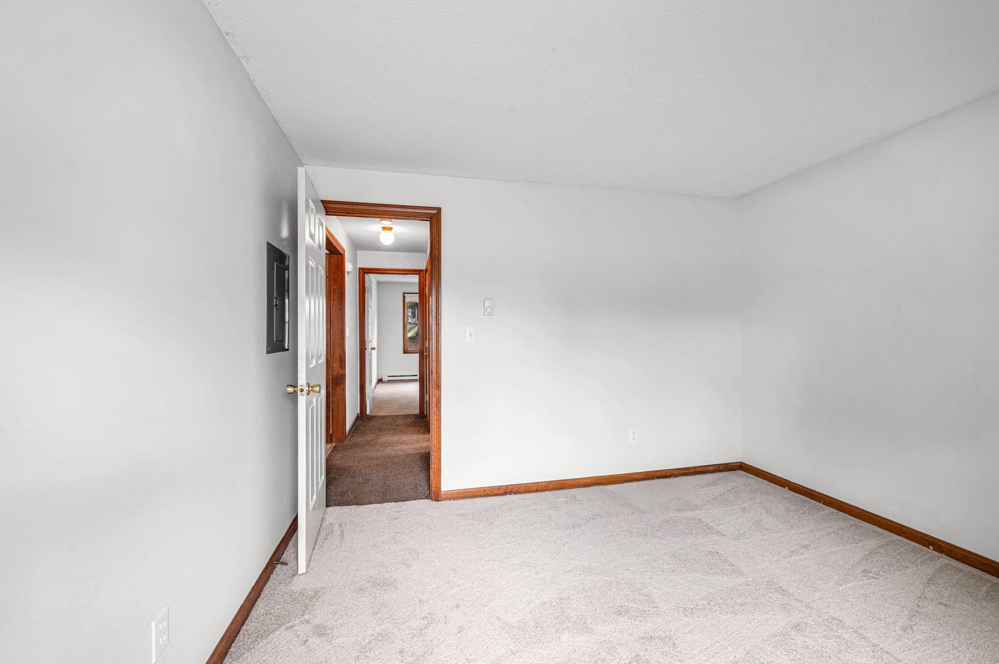 Condominium at 149 Dale St # R, Chicopee MA 01020, photo 15 of 29