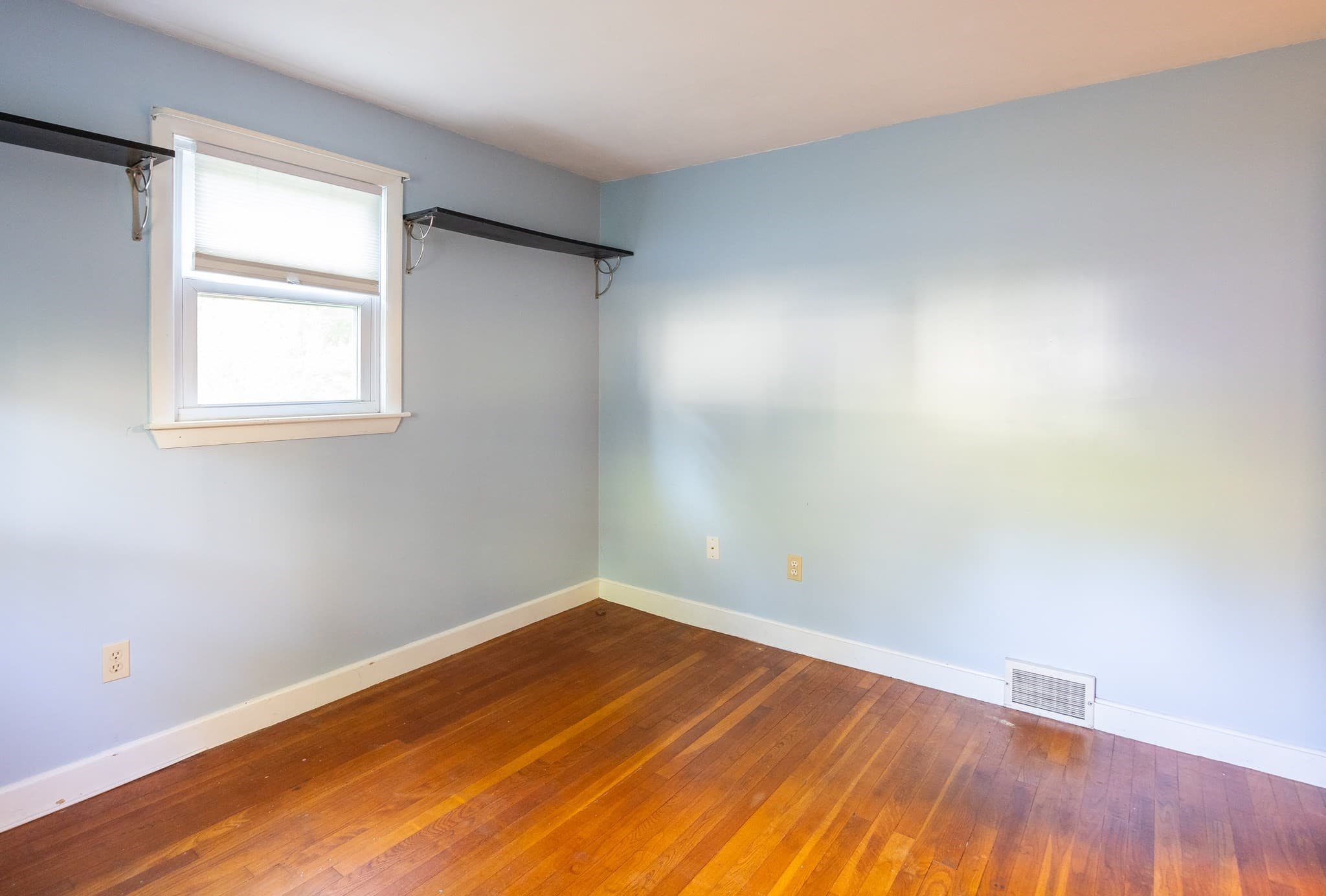 Single Family Residence at 2 Homestead Rd, Middleboro MA 02346, photo 18 of 27