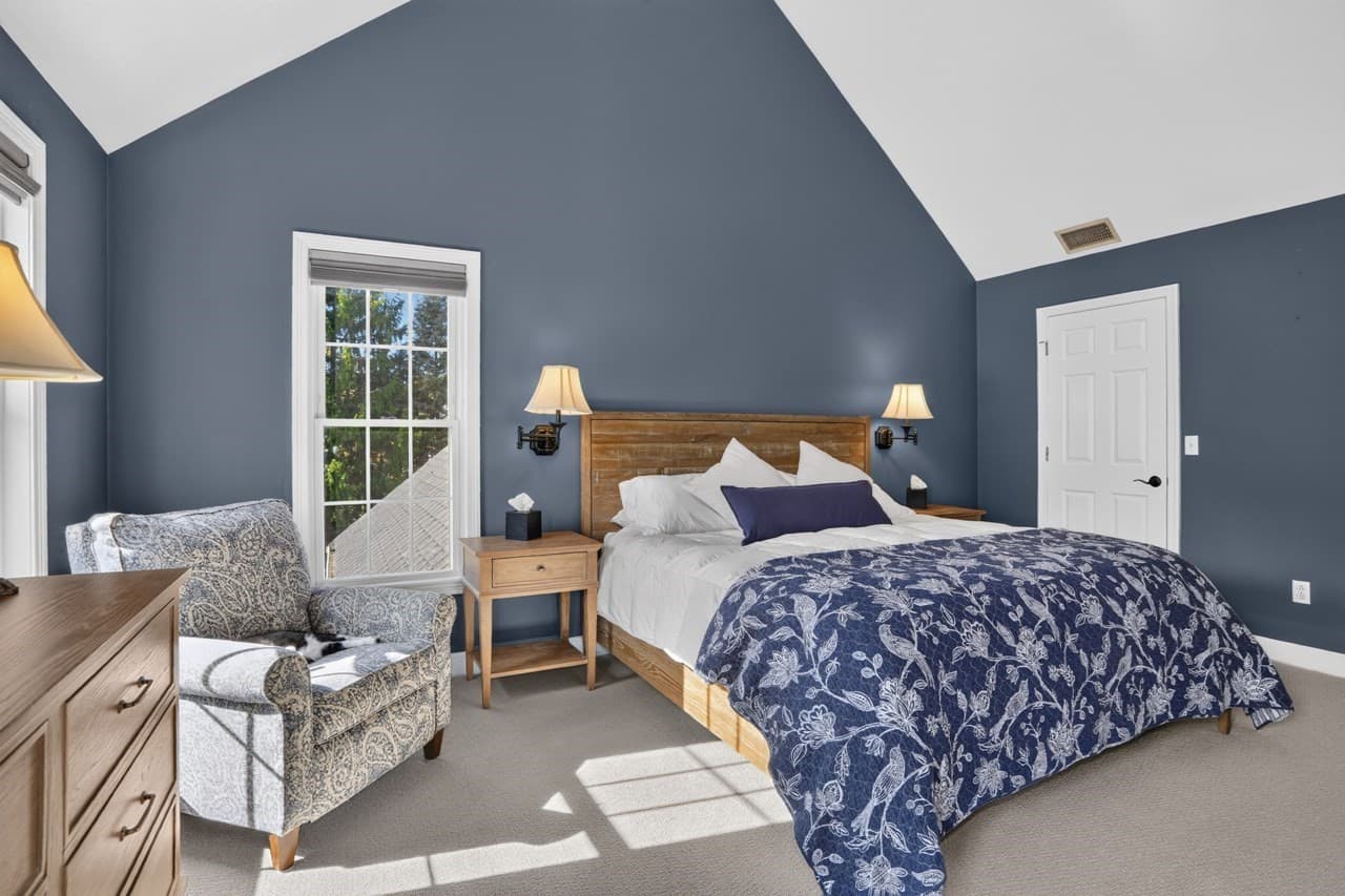 Single Family Residence at 6 Beaver Brook Dr, Holliston MA 01746, photo 16 of 42