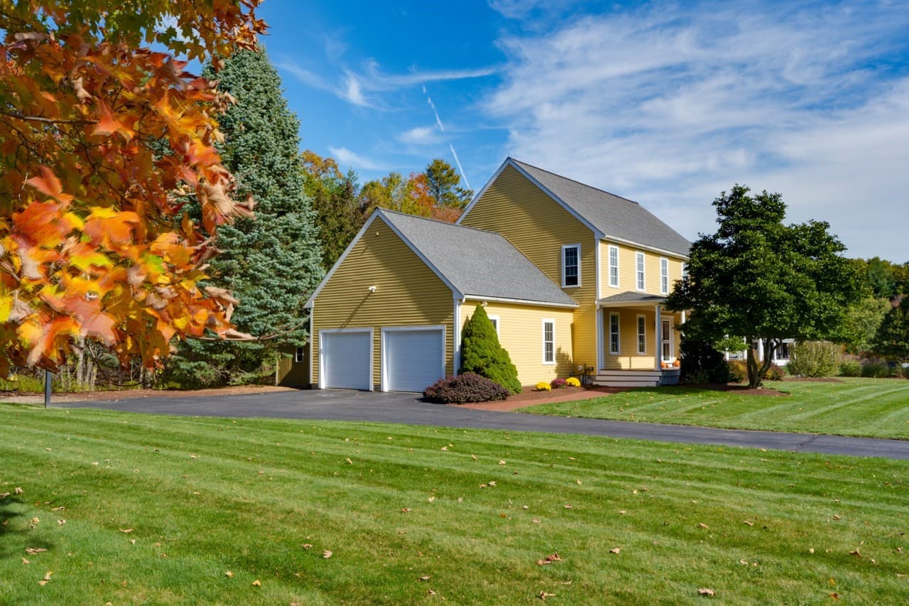 Single Family Residence at 6 Beaver Brook Dr, Holliston MA 01746, photo 33 of 42
