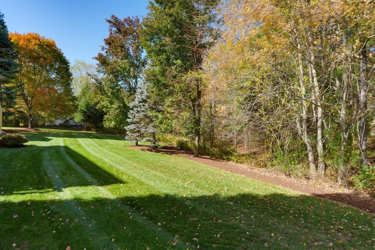 Single Family Residence at 6 Beaver Brook Dr, Holliston MA 01746, photo 35 of 42