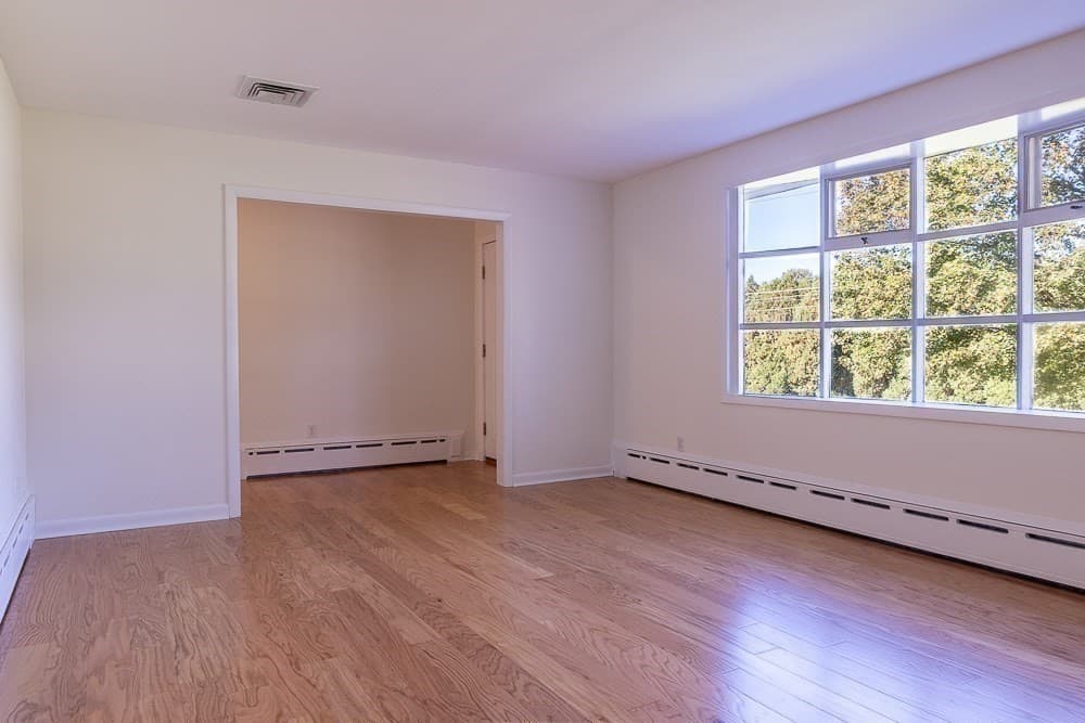 Single Family Residence at 346 Chestnut St, Franklin MA 02038, photo 12 of 42
