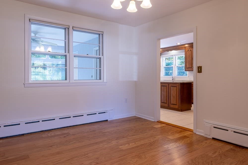 Single Family Residence at 346 Chestnut St, Franklin MA 02038, photo 9 of 42