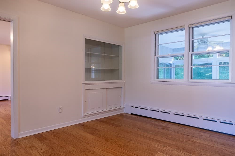 Single Family Residence at 346 Chestnut St, Franklin MA 02038, photo 11 of 42