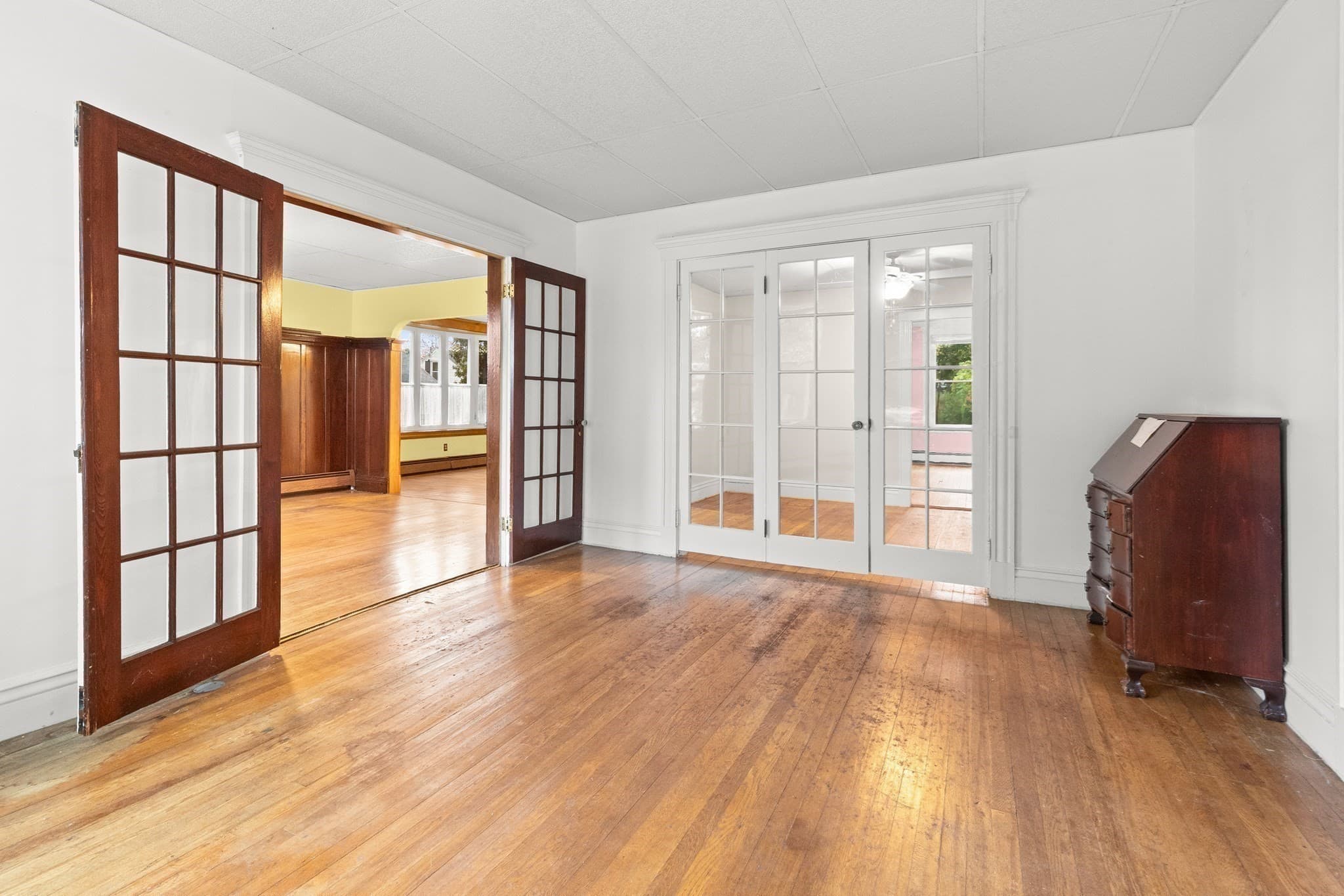 3 Family at 96-98 Elm Street, Methuen MA 01844, photo 19 of 40