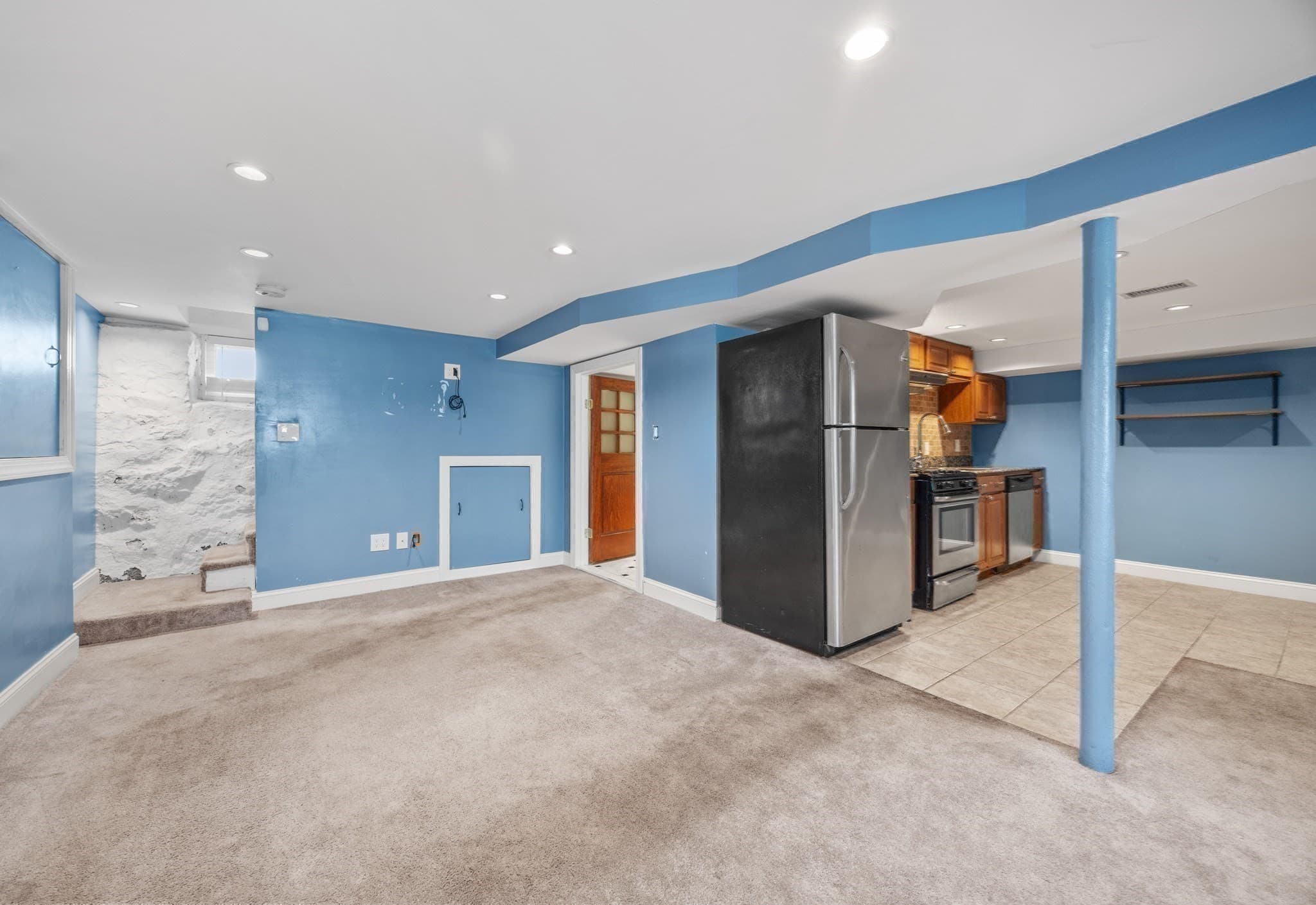 Single Family Residence at 102 Hall Pl, Quincy MA 02169, photo 27 of 42