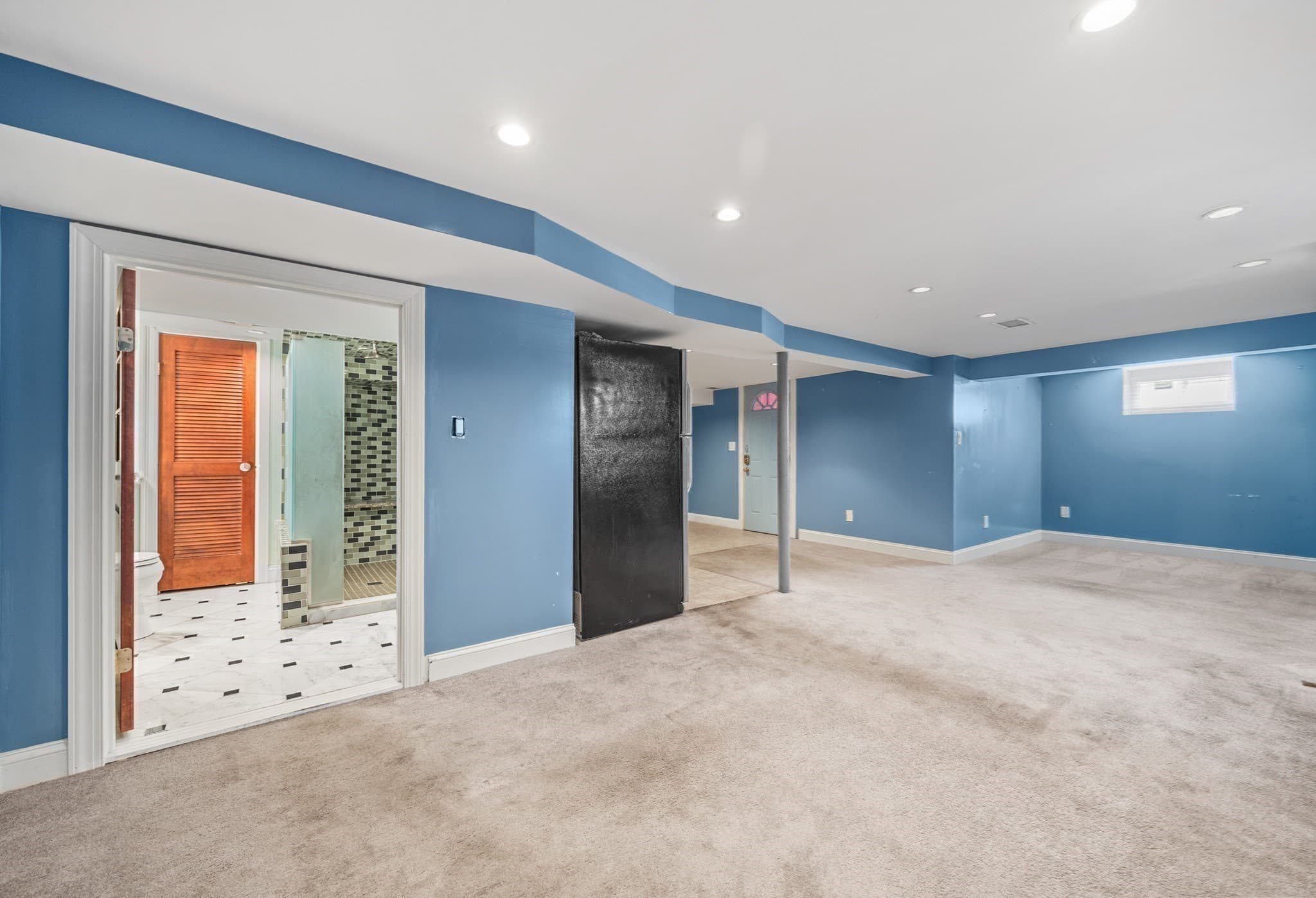 Single Family Residence at 102 Hall Pl, Quincy MA 02169, photo 26 of 42