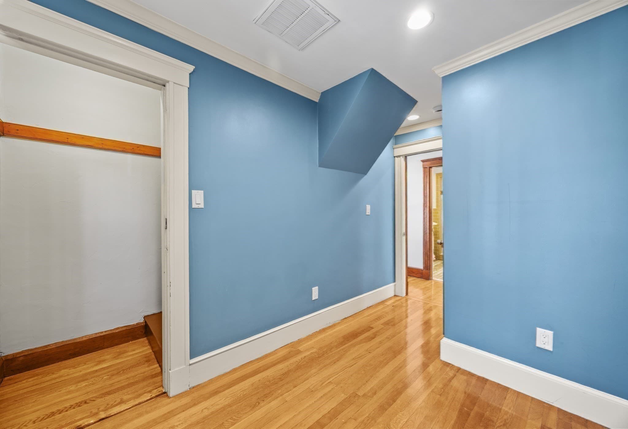 Single Family Residence at 102 Hall Pl, Quincy MA 02169, photo 20 of 42