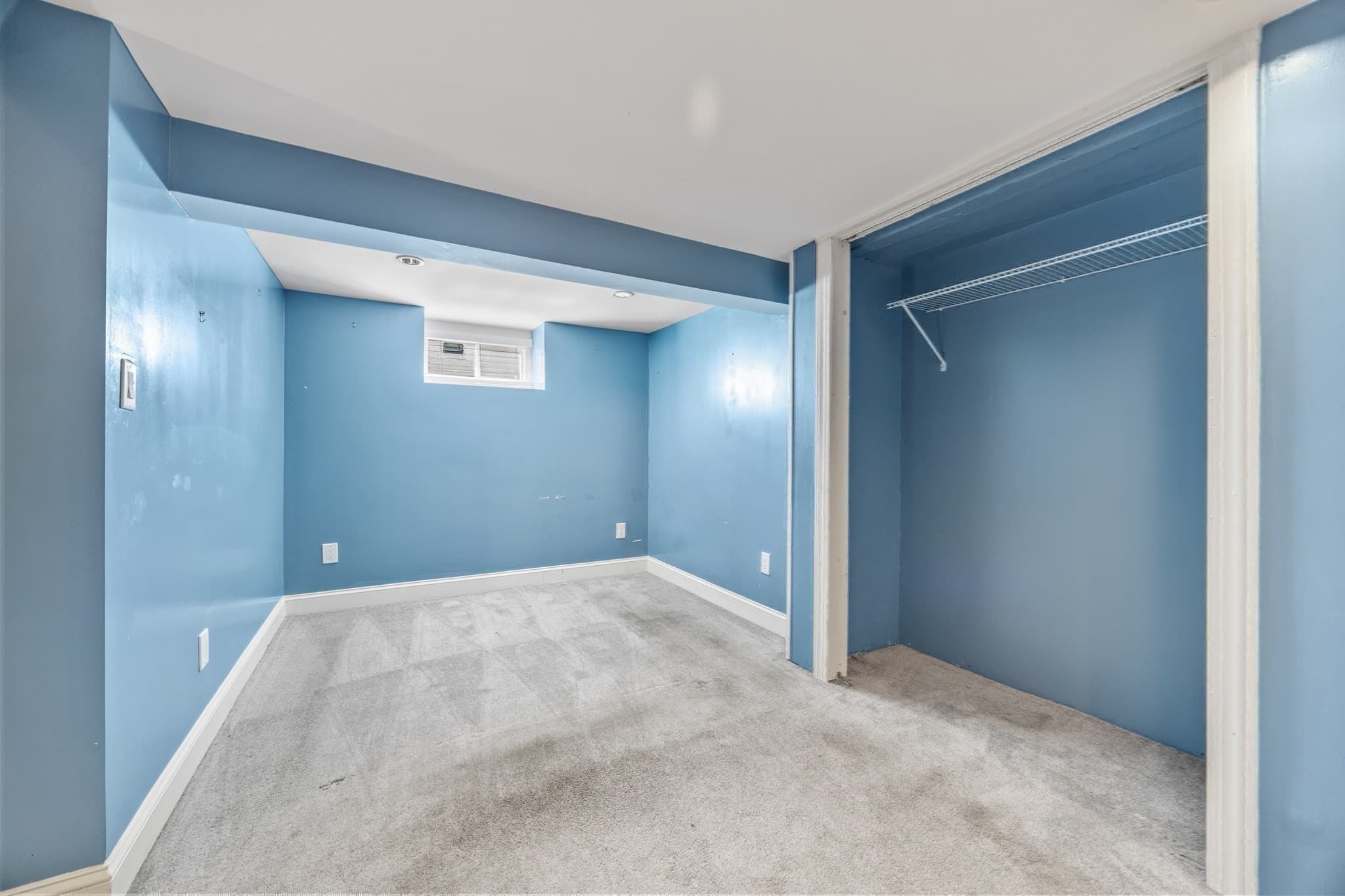 Single Family Residence at 102 Hall Pl, Quincy MA 02169, photo 29 of 42
