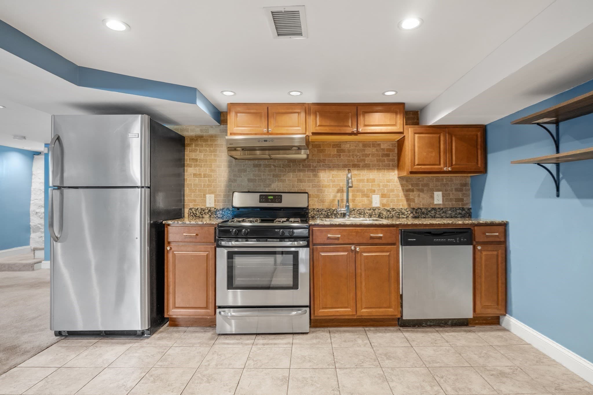 Single Family Residence at 102 Hall Pl, Quincy MA 02169, photo 25 of 42