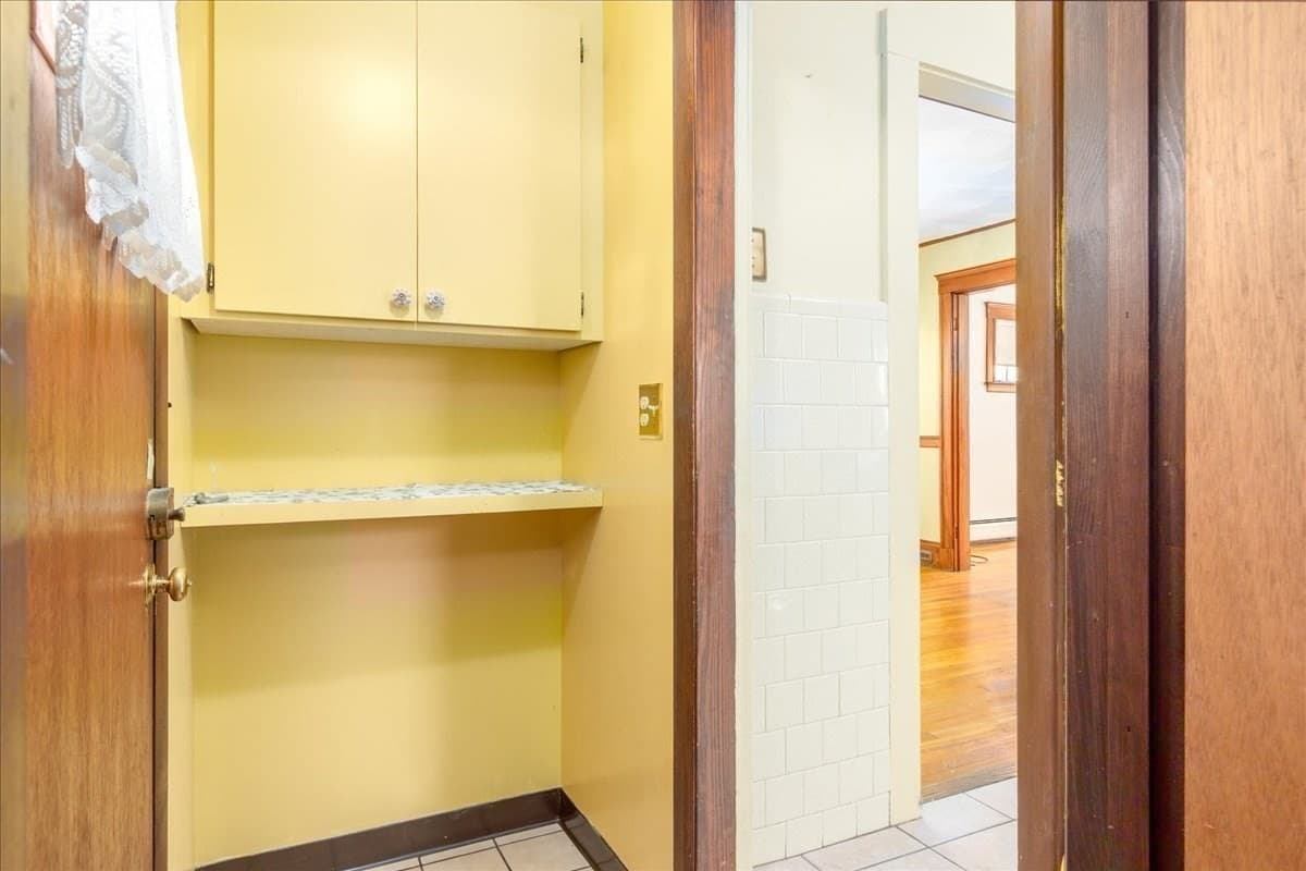 Single Family Residence at 27 Stearns Ave, Medford MA 02155, photo 10 of 24
